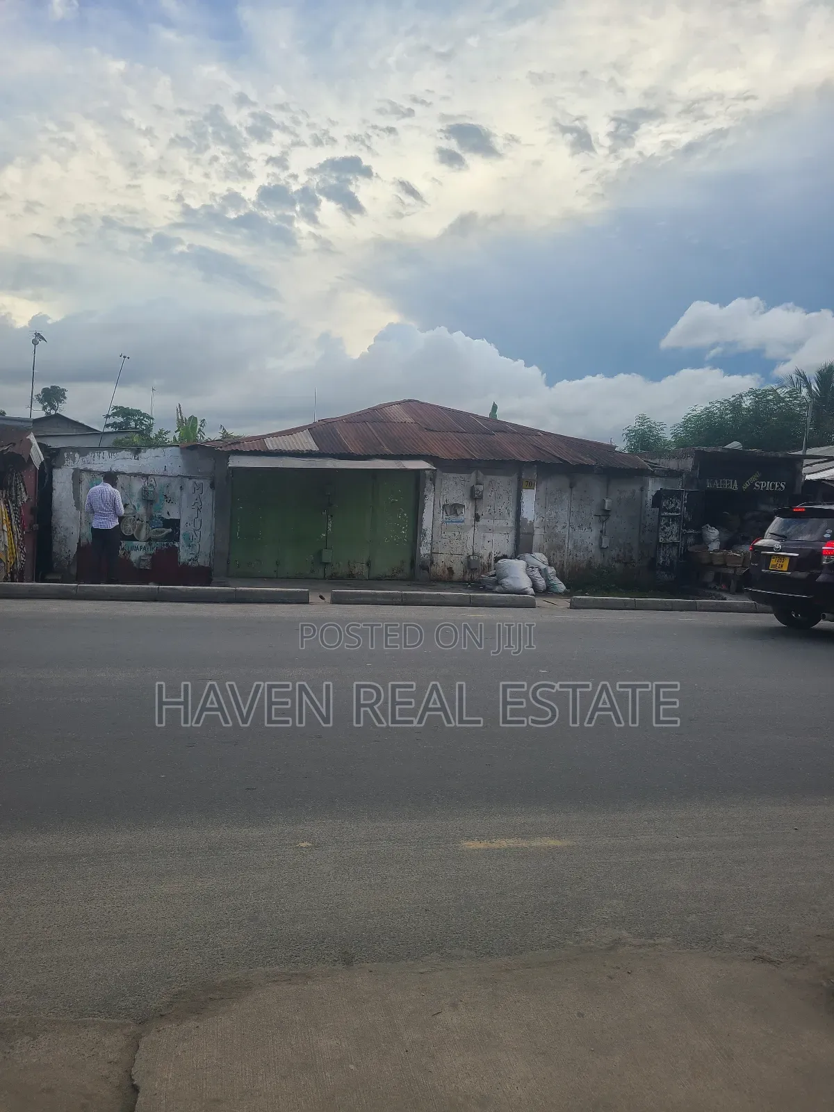 Eneo Linauzwa Mwananyamala in Mwananyamala