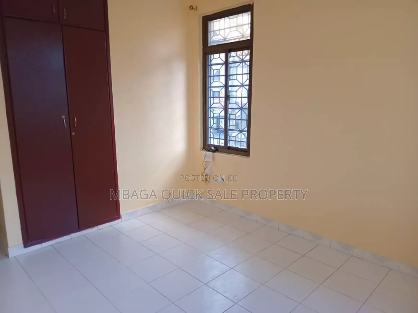 3bdrm Apartment in Upanga for sale in Upanga East