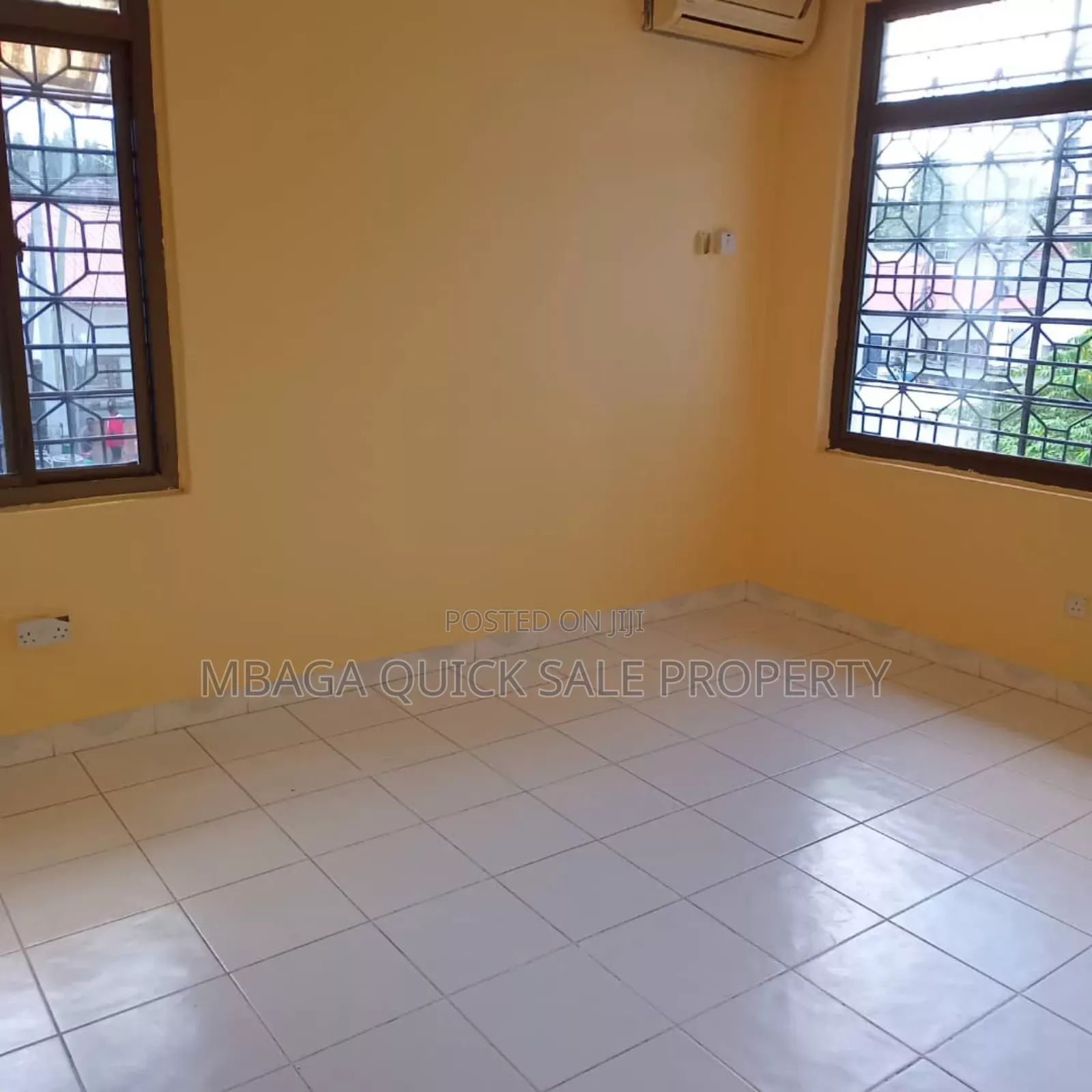 3bdrm Apartment in Upanga for sale in Upanga East