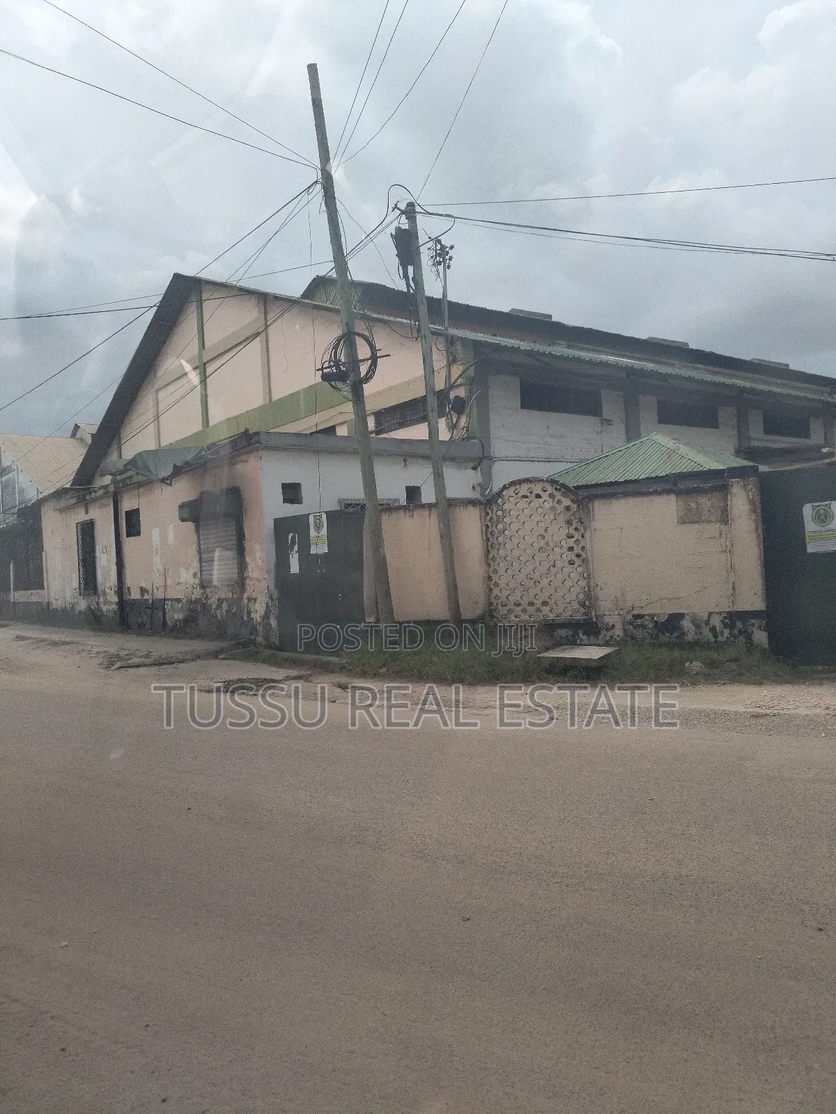 Warehouse for Rent at Kamata /Railway Station SQM 420 in Ilala