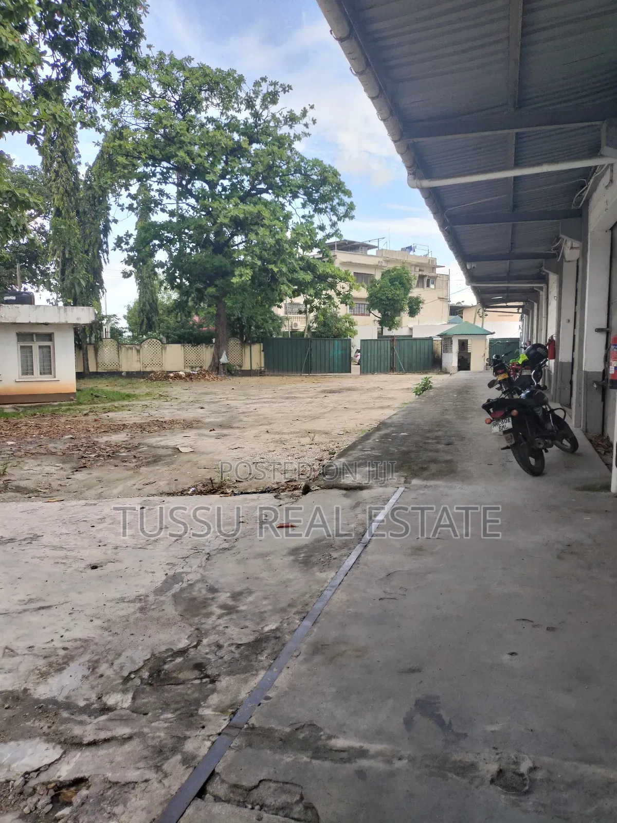 Warehouse for Rent at Kamata /Railway Station SQM 420 in Ilala