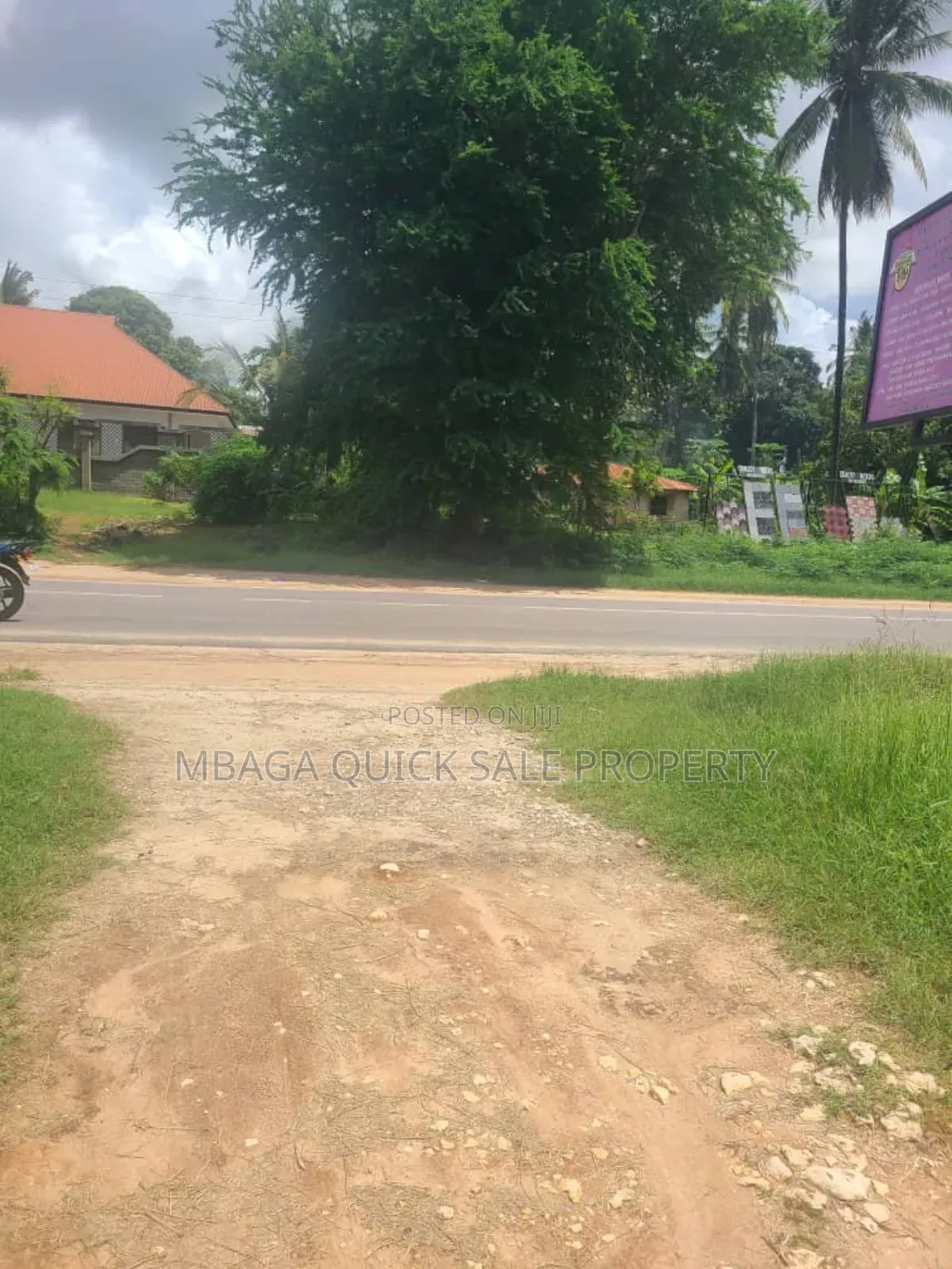 Big Plot for Sale at Kigamboni Mjimwema SQM 400 in Kigamboni