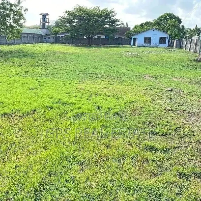 Plot for Salee in Kinondoni