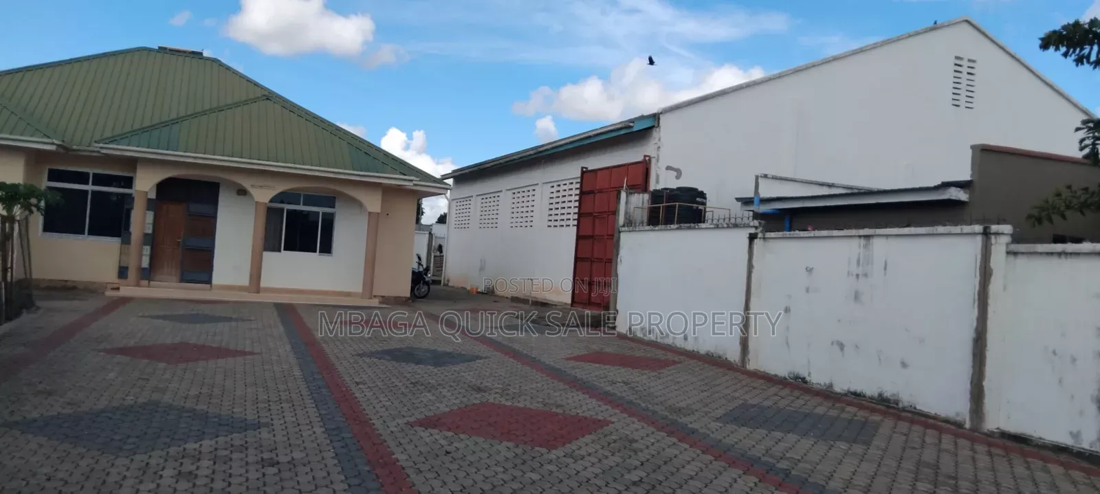 Godown 250sqm With 3 Bed Room House for Rent at Mapinga in Bagamoyo