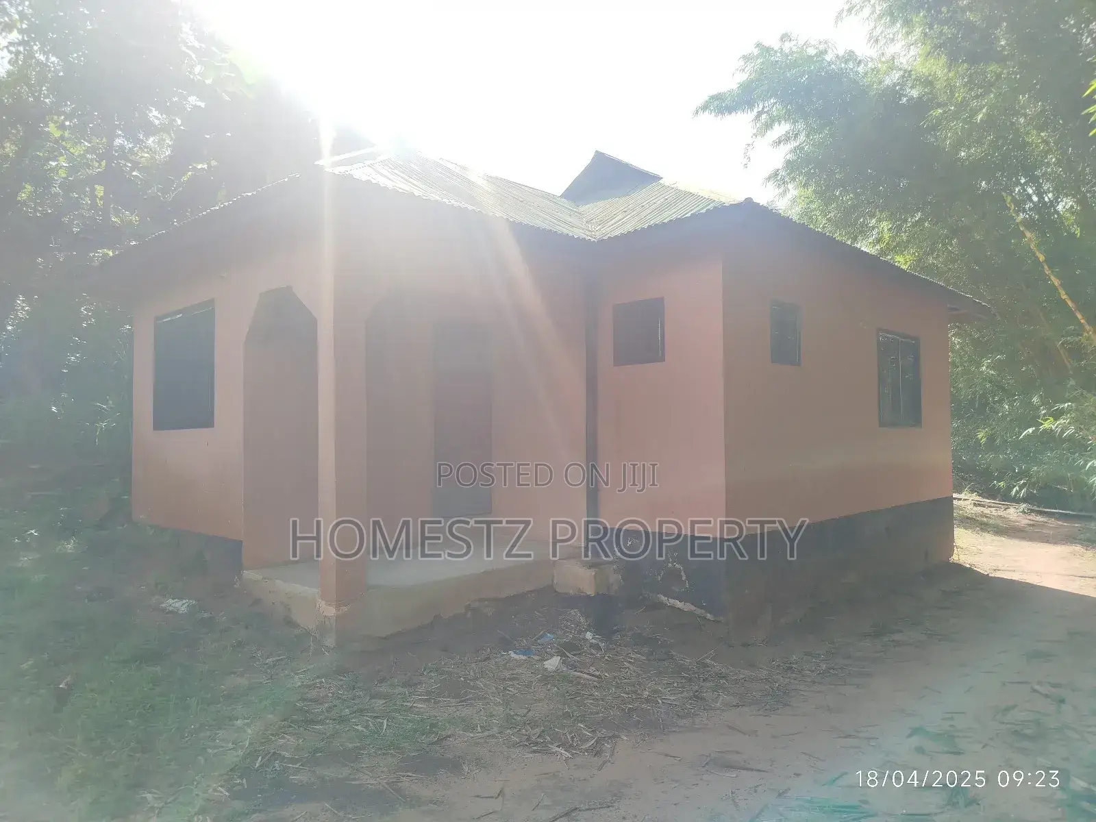 9bdrm Apartment in Kibamba Kwa Mangi, Kinondoni for sale in Kinondoni