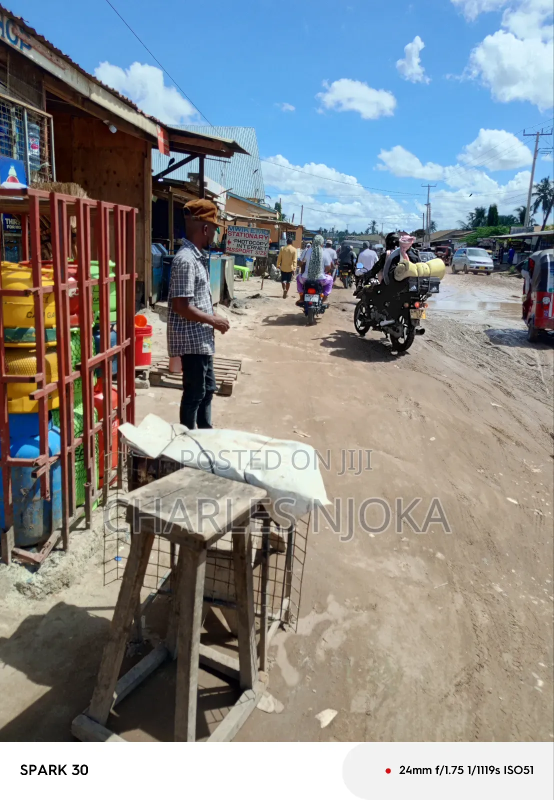 Fremu 17 Za Kibiashara Zinauzwa Ml 700 Ukonga Moshibar. in Ukonga