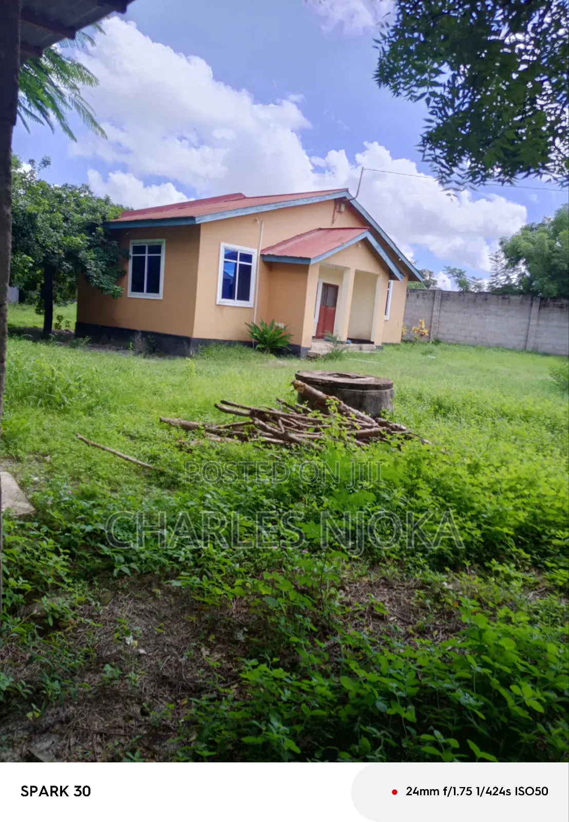 Eneo Sqmita/3000+Nyumba Linauzwa Ml 500 Ukonga Mkolemba. in Ukonga