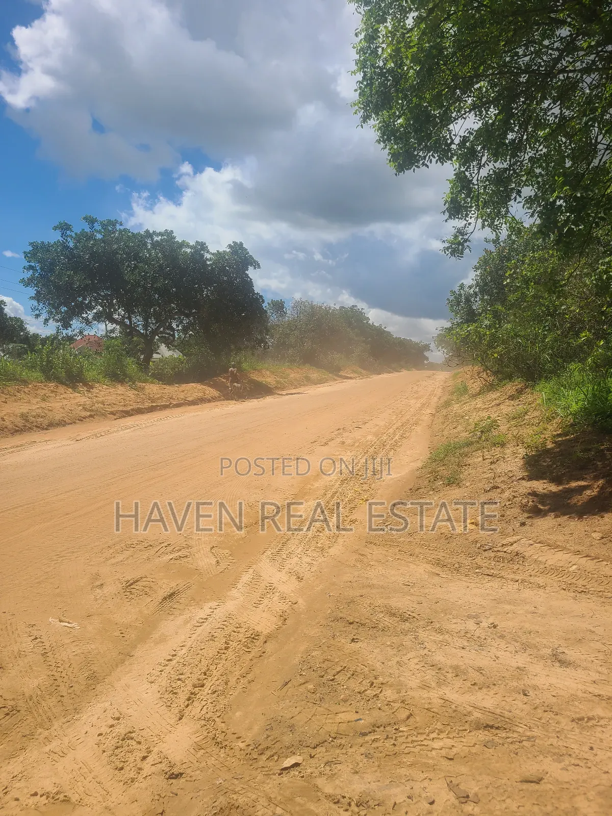 180 Acres Zinauzwa Mlandizi in Mlandizi