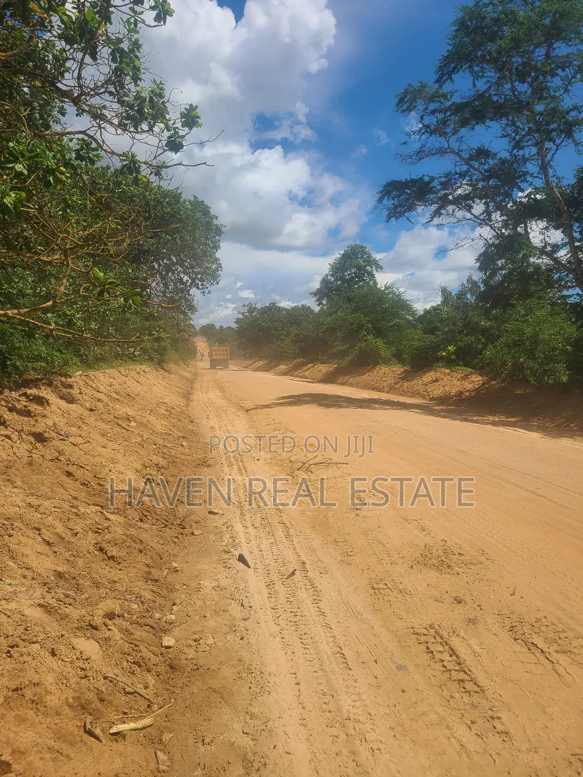 180 Acres Zinauzwa Mlandizi in Mlandizi