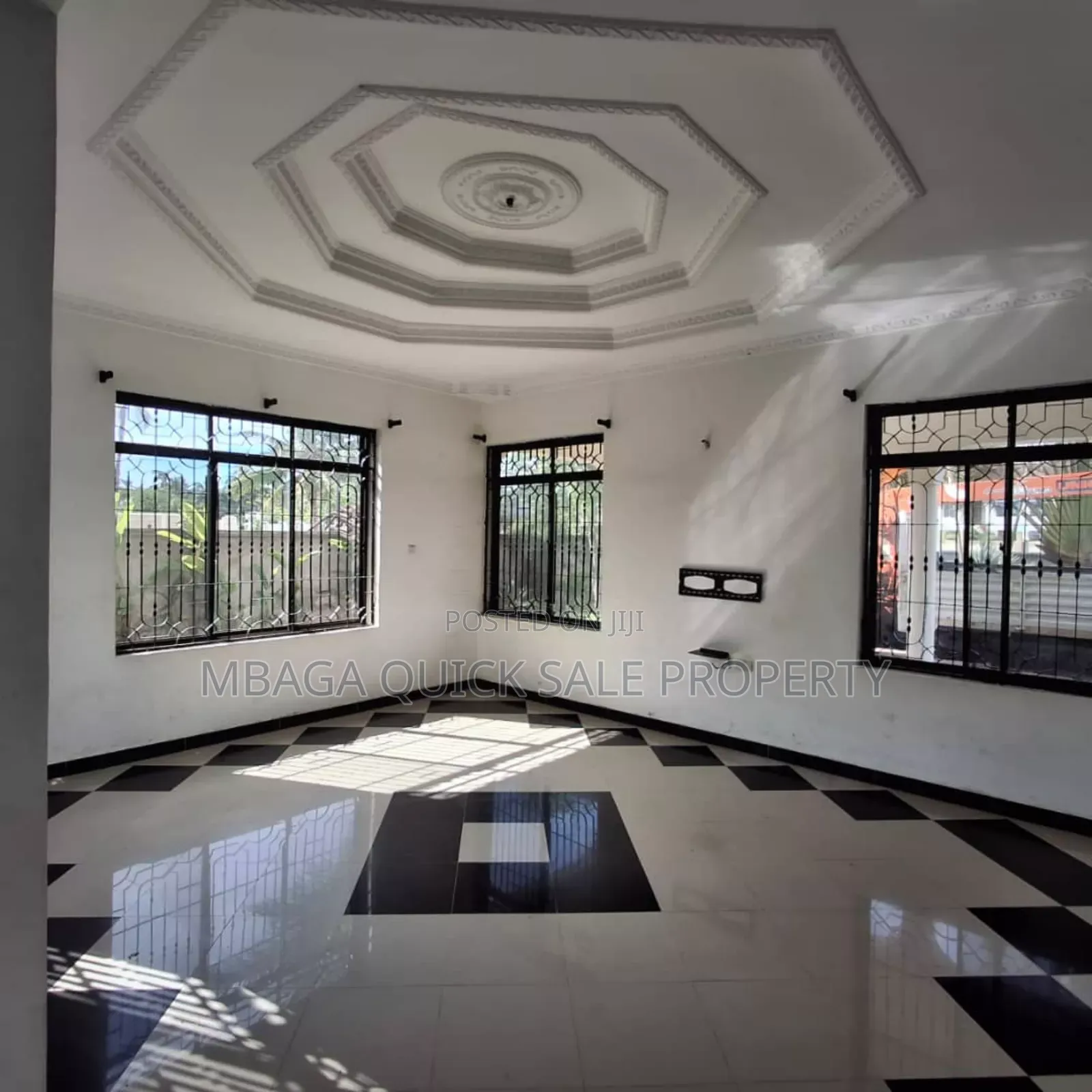 6bdrm House in Bahari Beach, Kunduchi for sale in Kunduchi