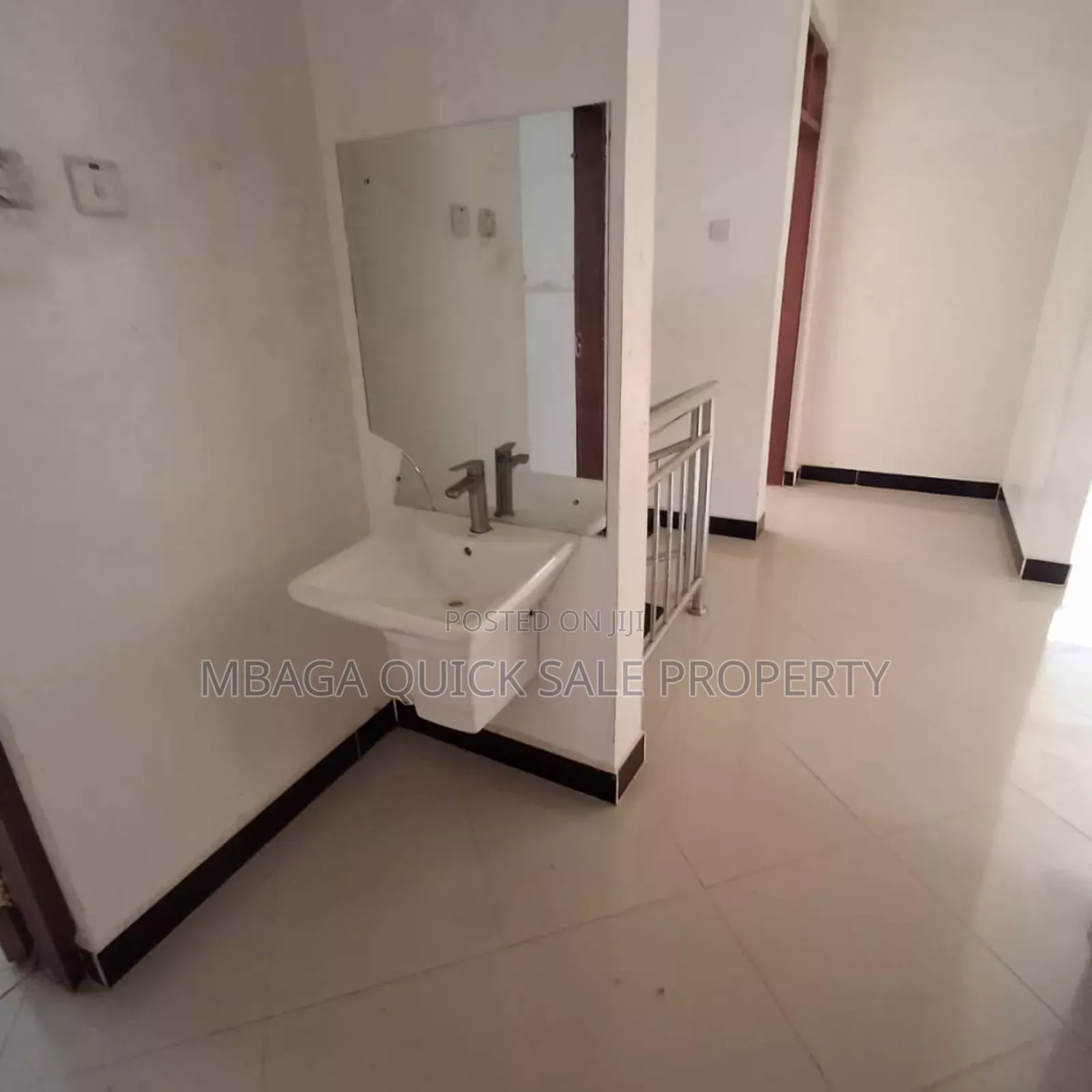 6bdrm House in Bahari Beach, Kunduchi for sale in Kunduchi
