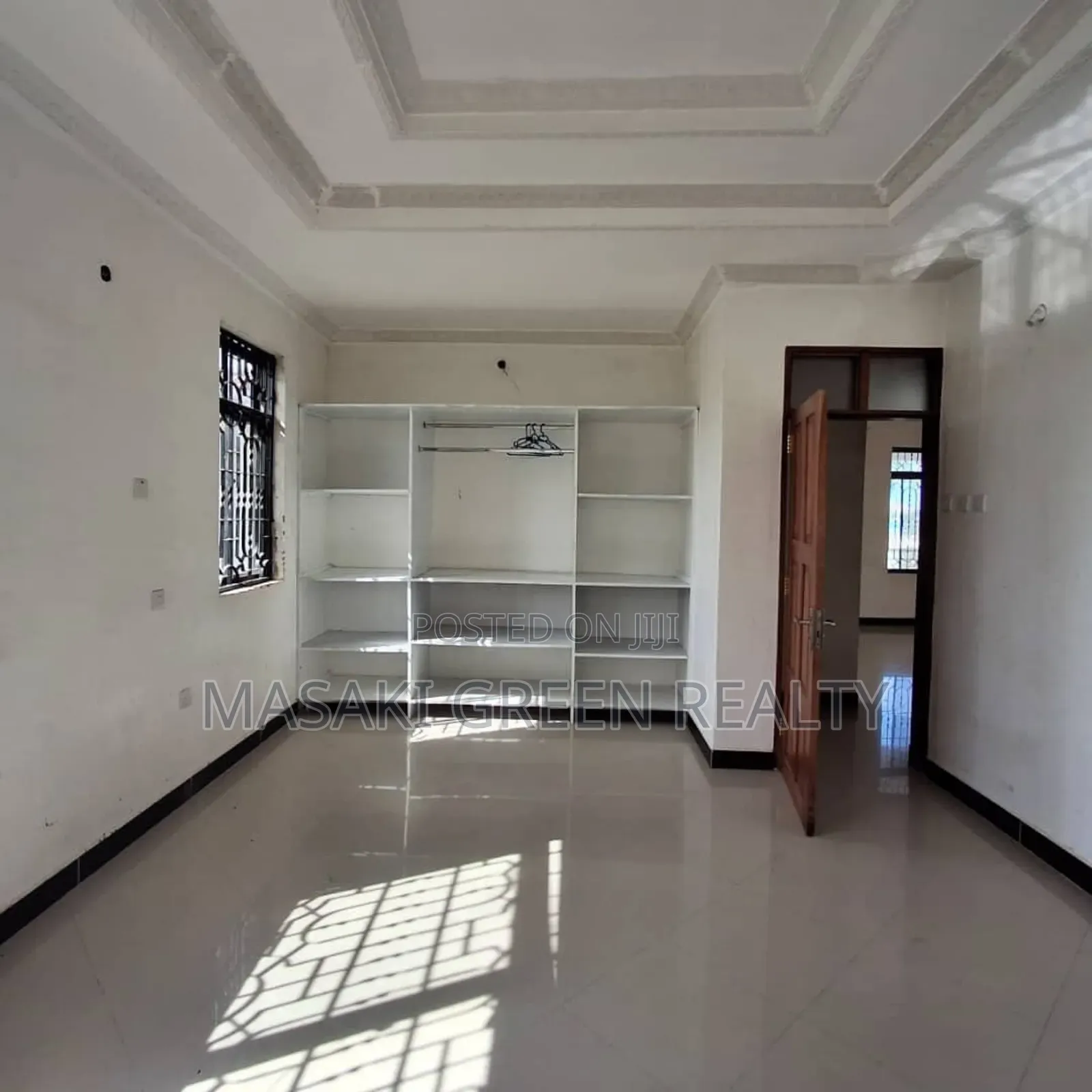 6bdrm House in Bahari Beach Estate, Kinondoni for sale in Kinondoni