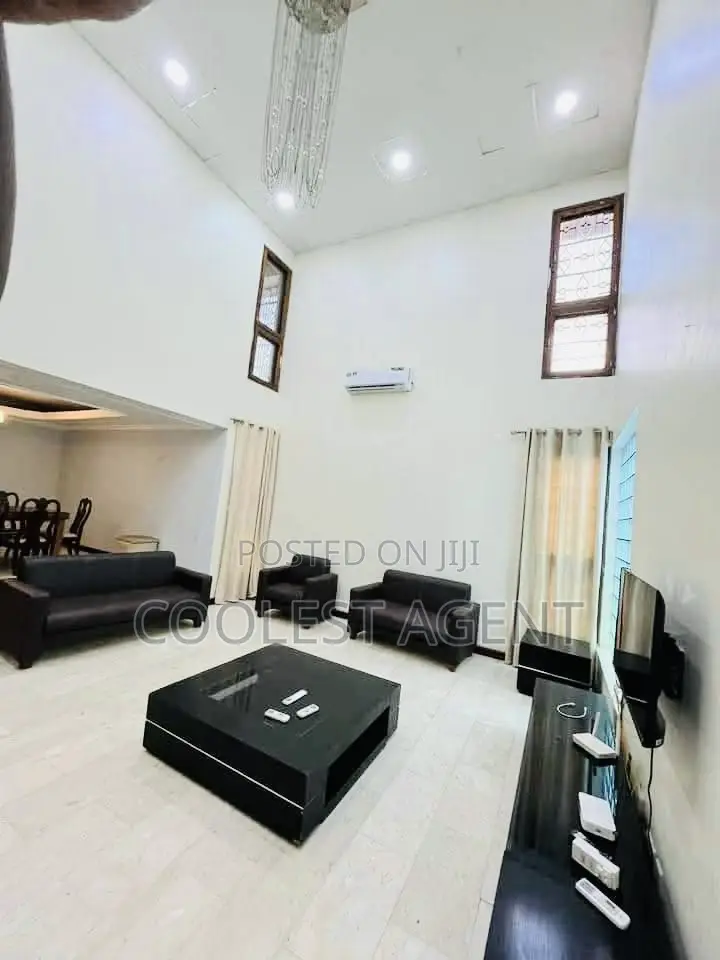 6bdrm Duplex in Upanga, Kinondoni for rent in Kinondoni