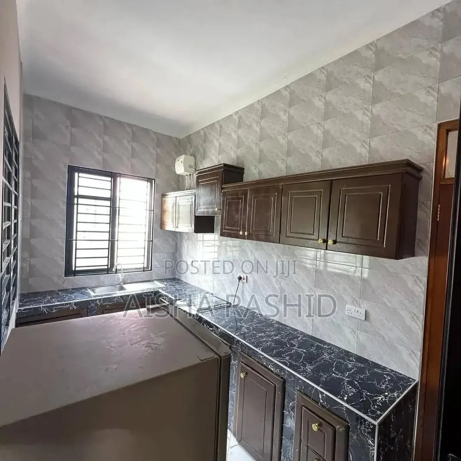 Furnished 3bdrm House in Bunju for sale in Bunju