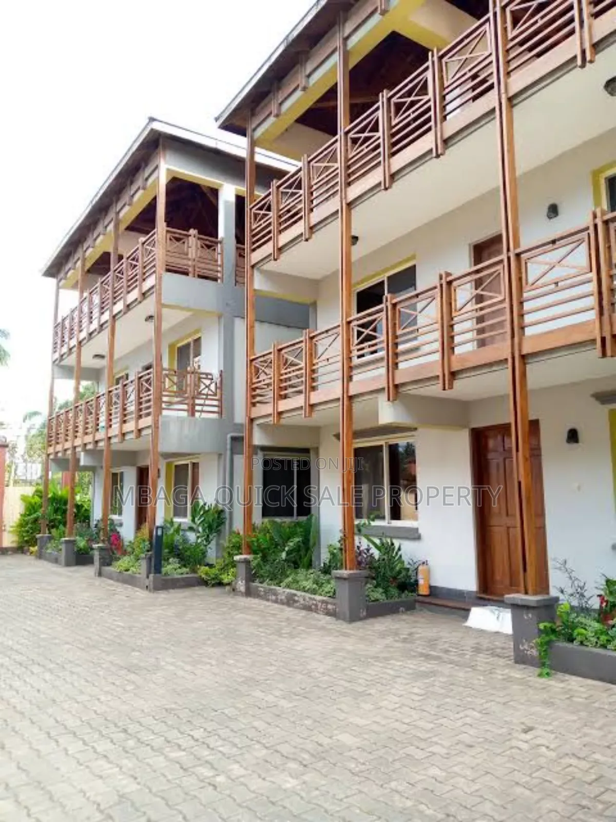 Furnished 4bdrm Apartment in Mikocheni for sale in Mikocheni