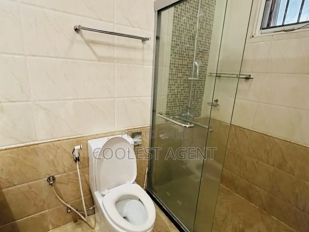 Furnished 1bdrm Apartment in Coolest Estate, Oyster Bay for rent in Oyster Bay