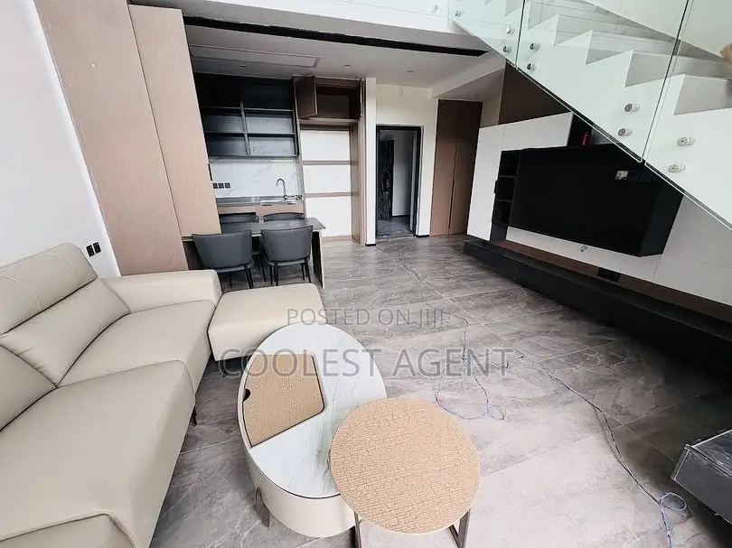 Furnished 1bdrm Duplex in Coolest Estate, Oyster Bay for rent in Oyster Bay