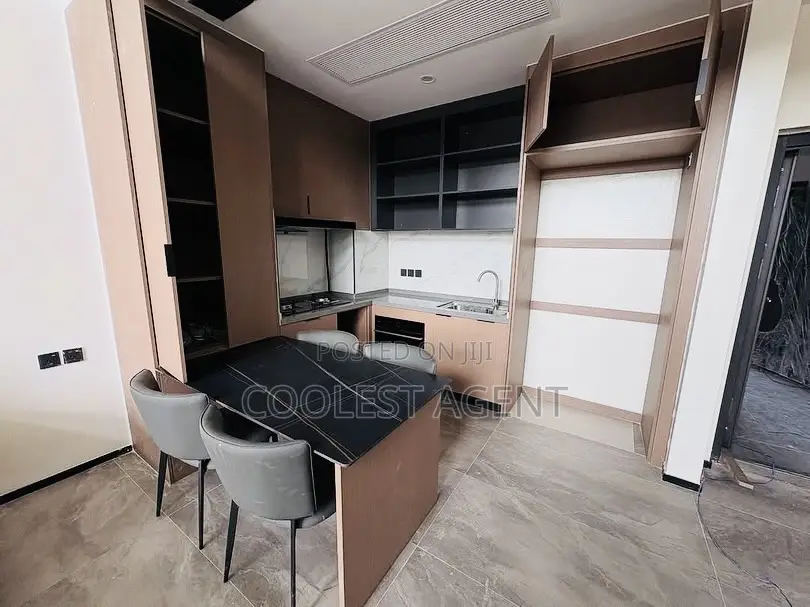 Furnished 1bdrm Duplex in Coolest Estate, Oyster Bay for rent in Oyster Bay