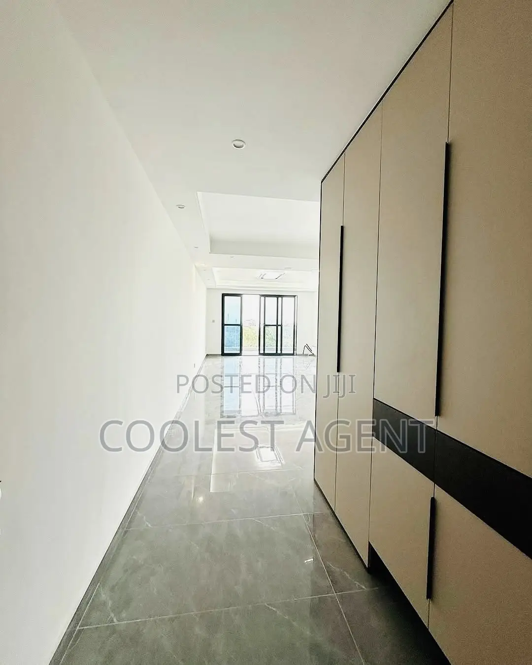 4bdrm Penthouse in Coolest Estate, Masaki for rent in Masaki