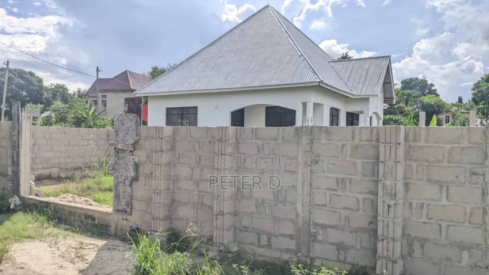 3bdrm House in Mbezi for sale in Mbezi