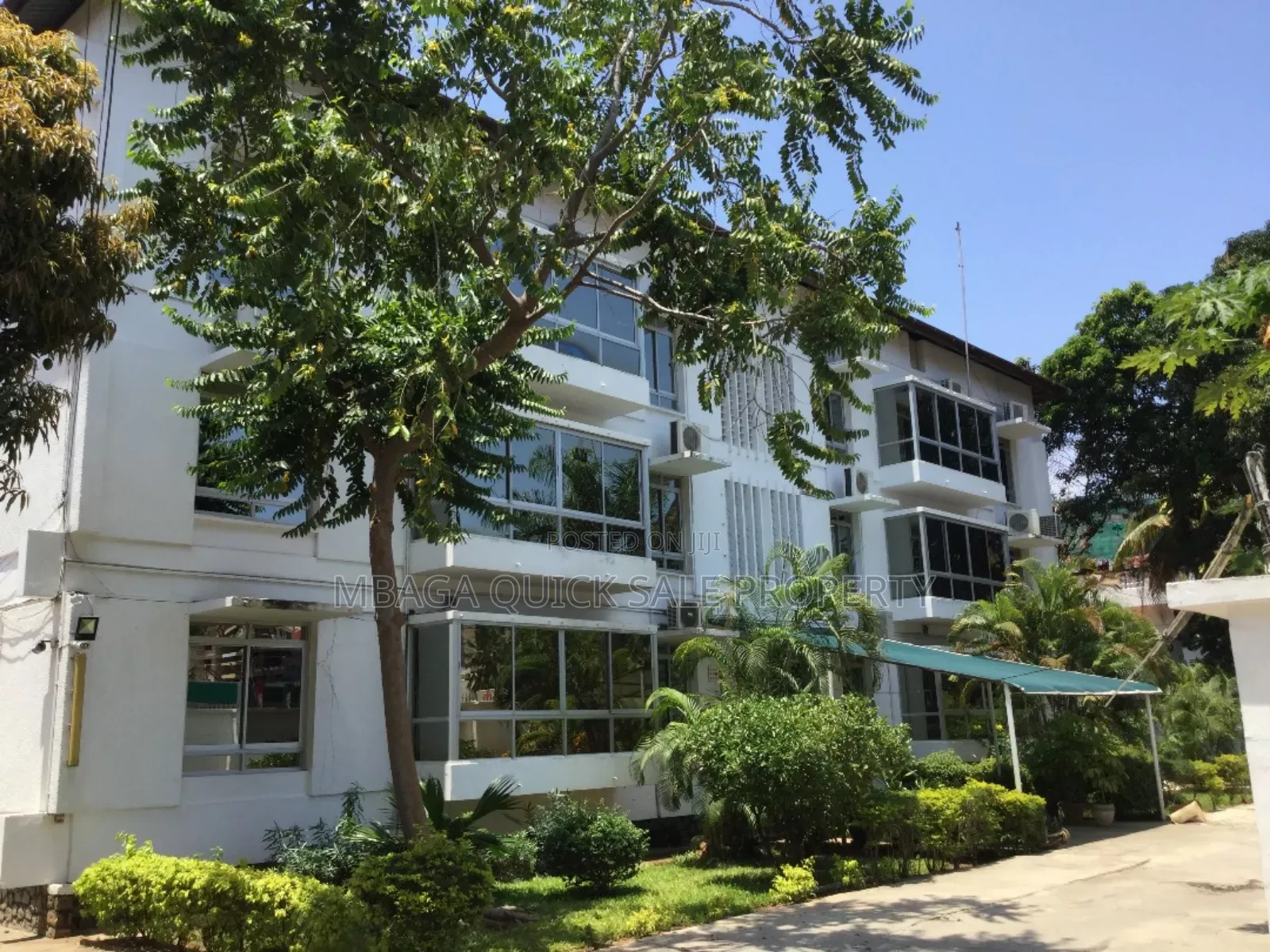 20bdrm House in Upanga for rent in Upanga East