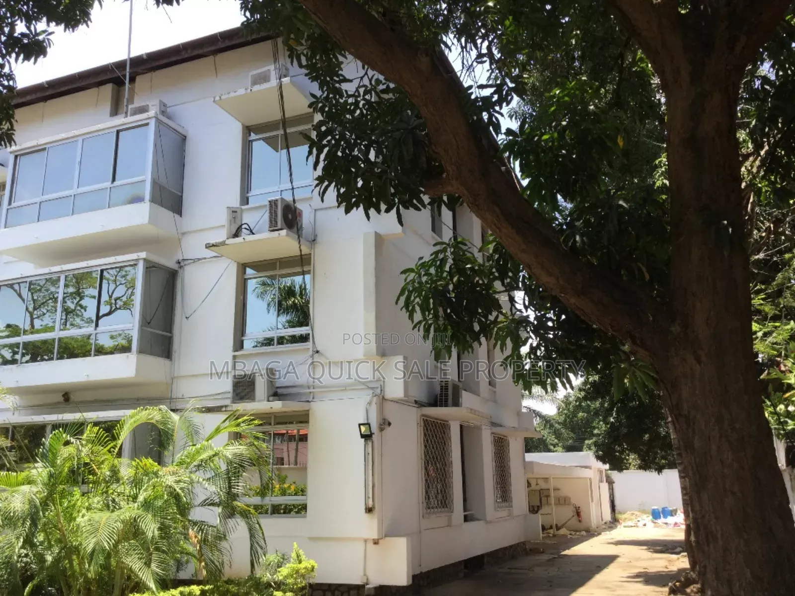 20bdrm House in Upanga for rent in Upanga East