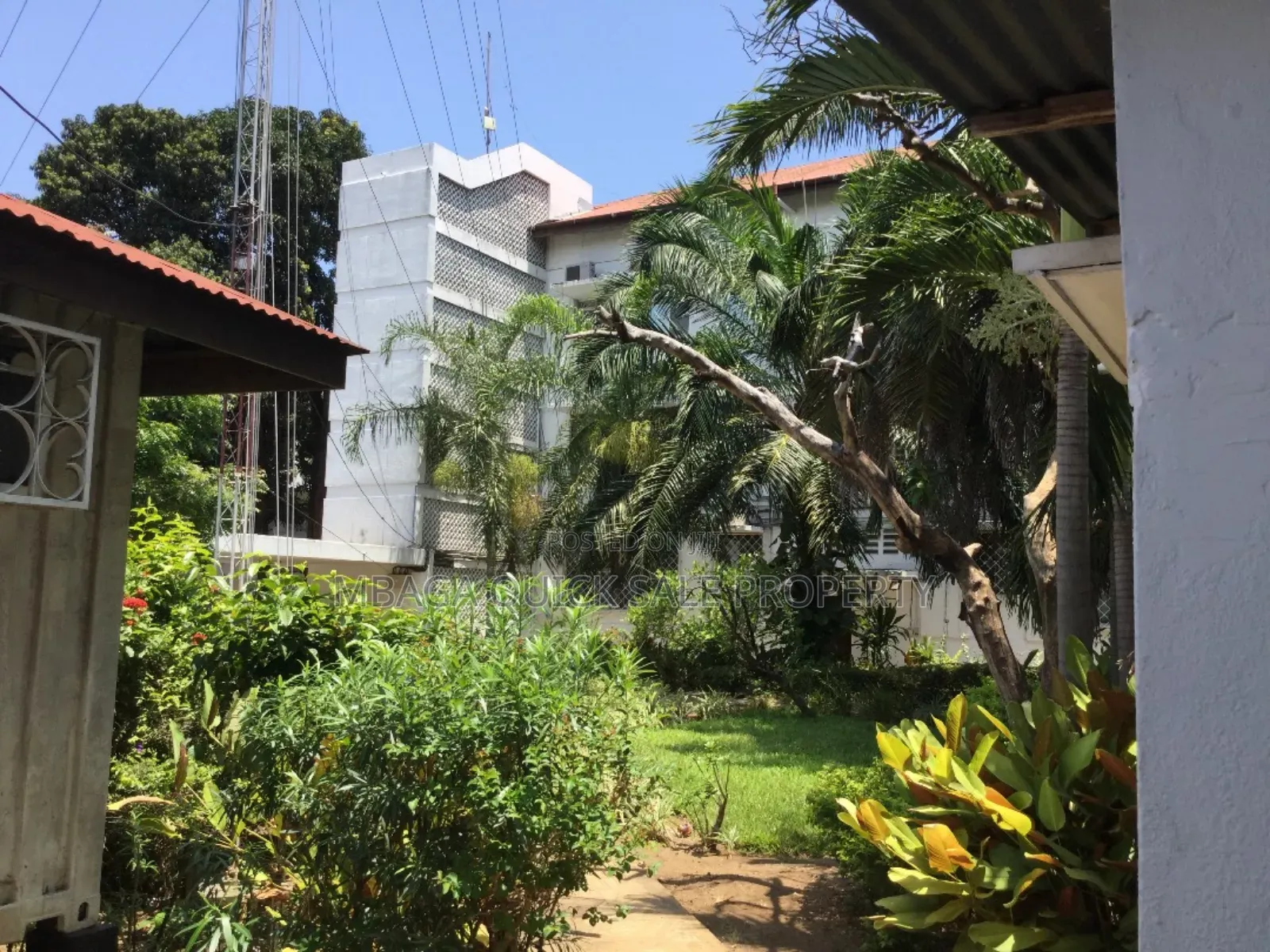 20bdrm House in Upanga for rent in Upanga East