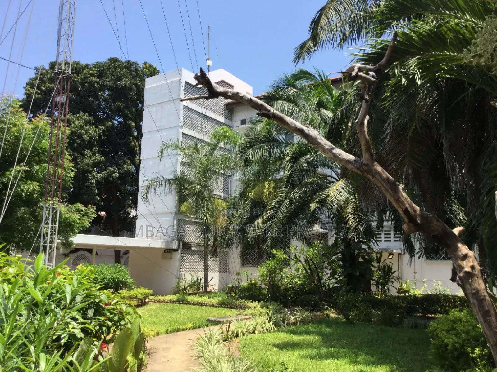 20bdrm House in Upanga for rent in Upanga East