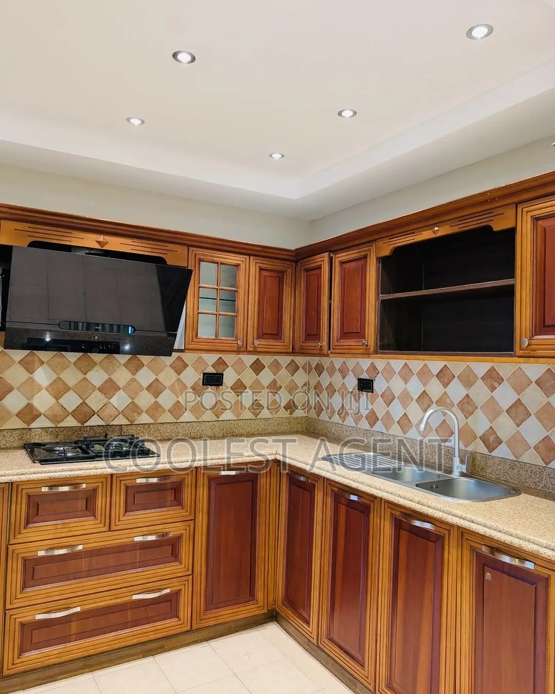 Furnished 3bdrm Apartment in Coolest Estate, Masaki for rent in Masaki