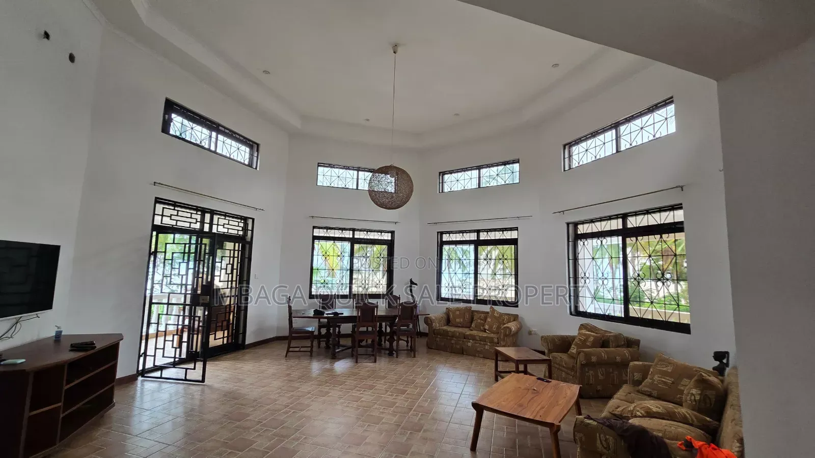 Furnished 8bdrm House in Mbezi Beach, Ukonga for sale in Ukonga