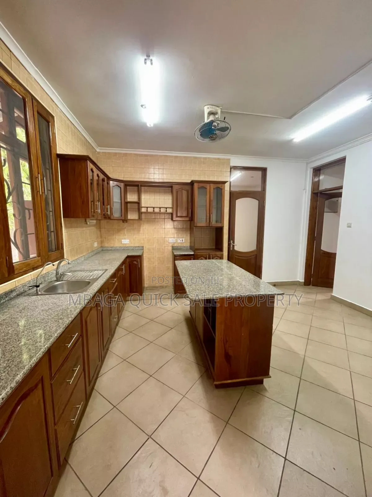 5bdrm Apartment in Oyster Bay for rent in Oyster Bay