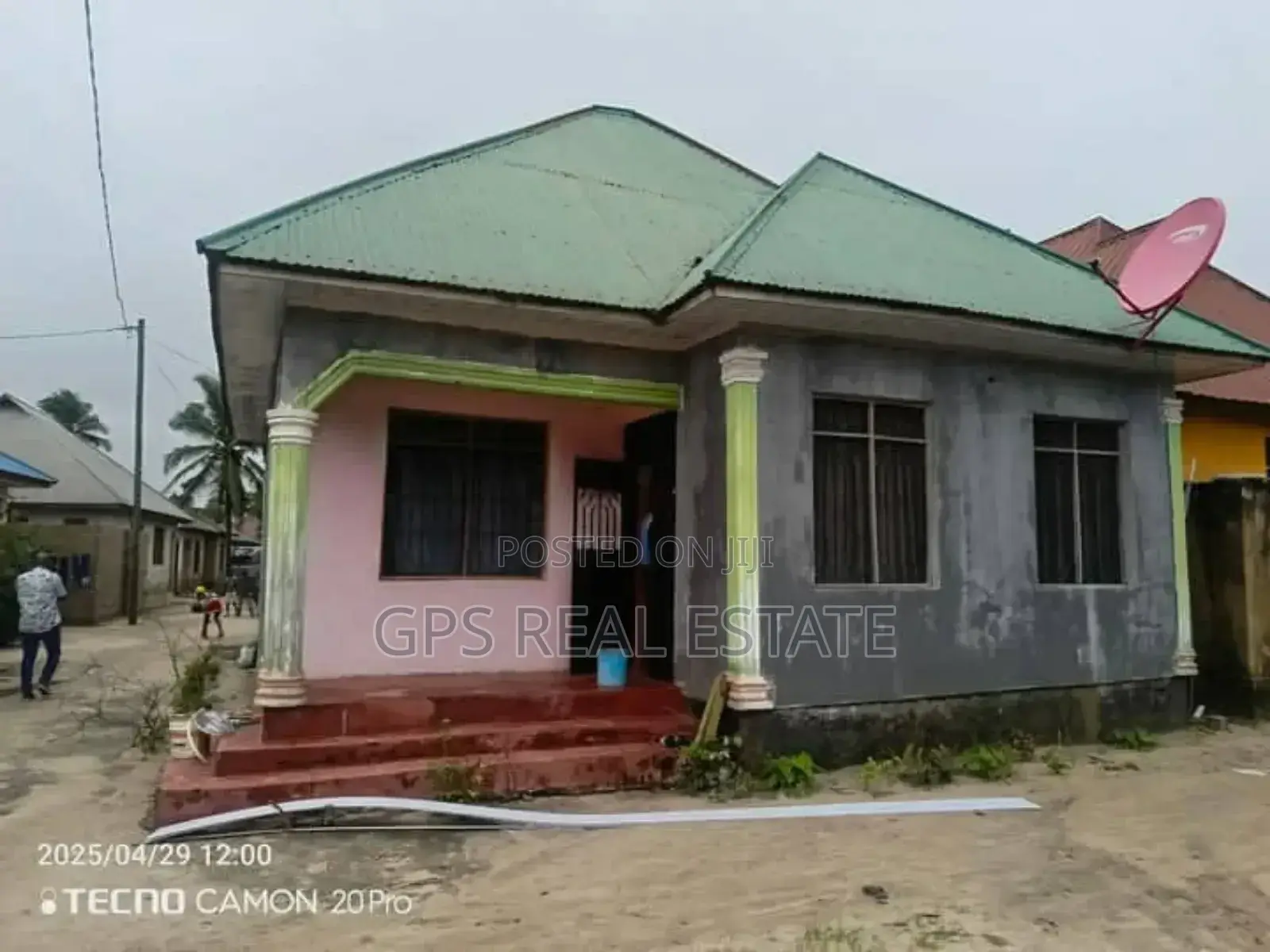 3bdrm House in Chamazi Mfenesini, Temeke for sale in Temeke