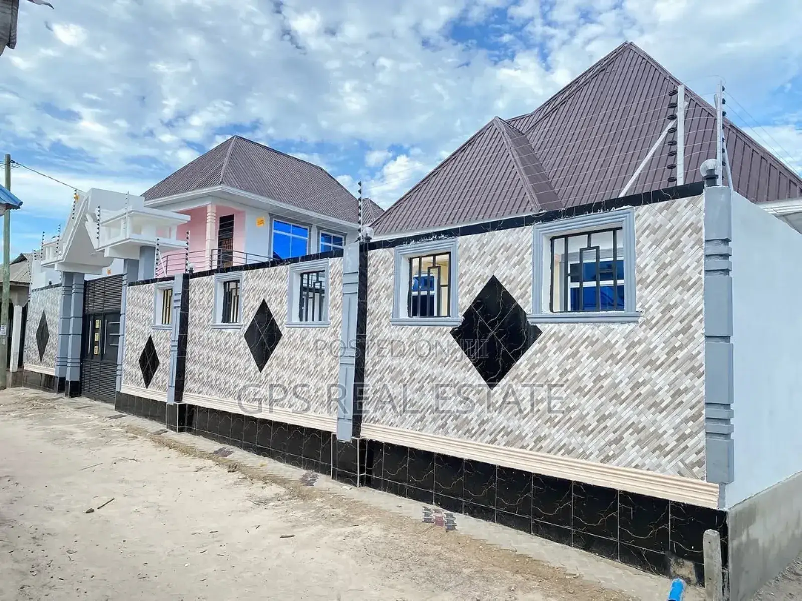 4bdrm House in Mbagala Chamazi, Temeke for sale in Temeke