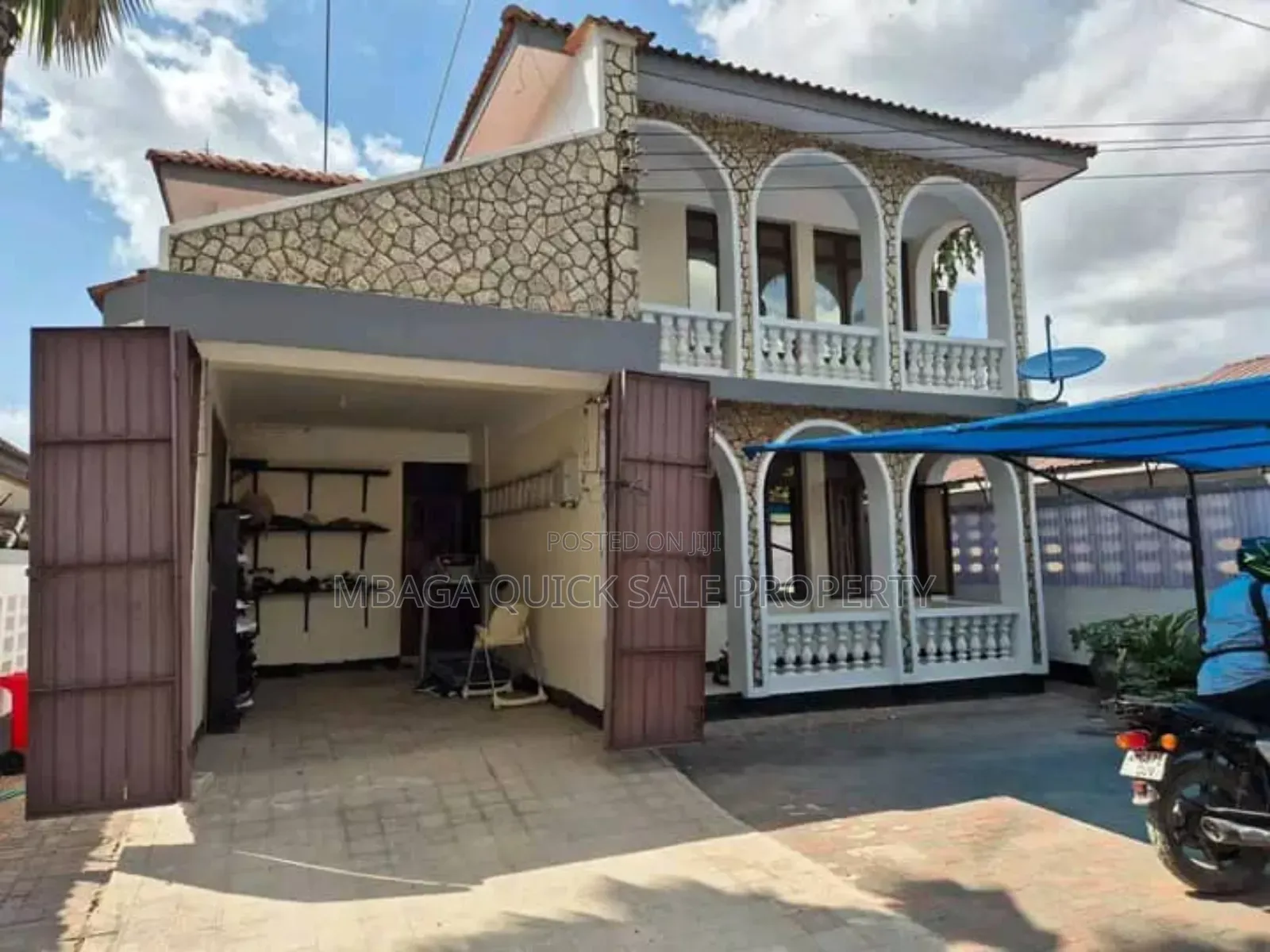 4bdrm House in Mikocheni B for sale in Mikocheni