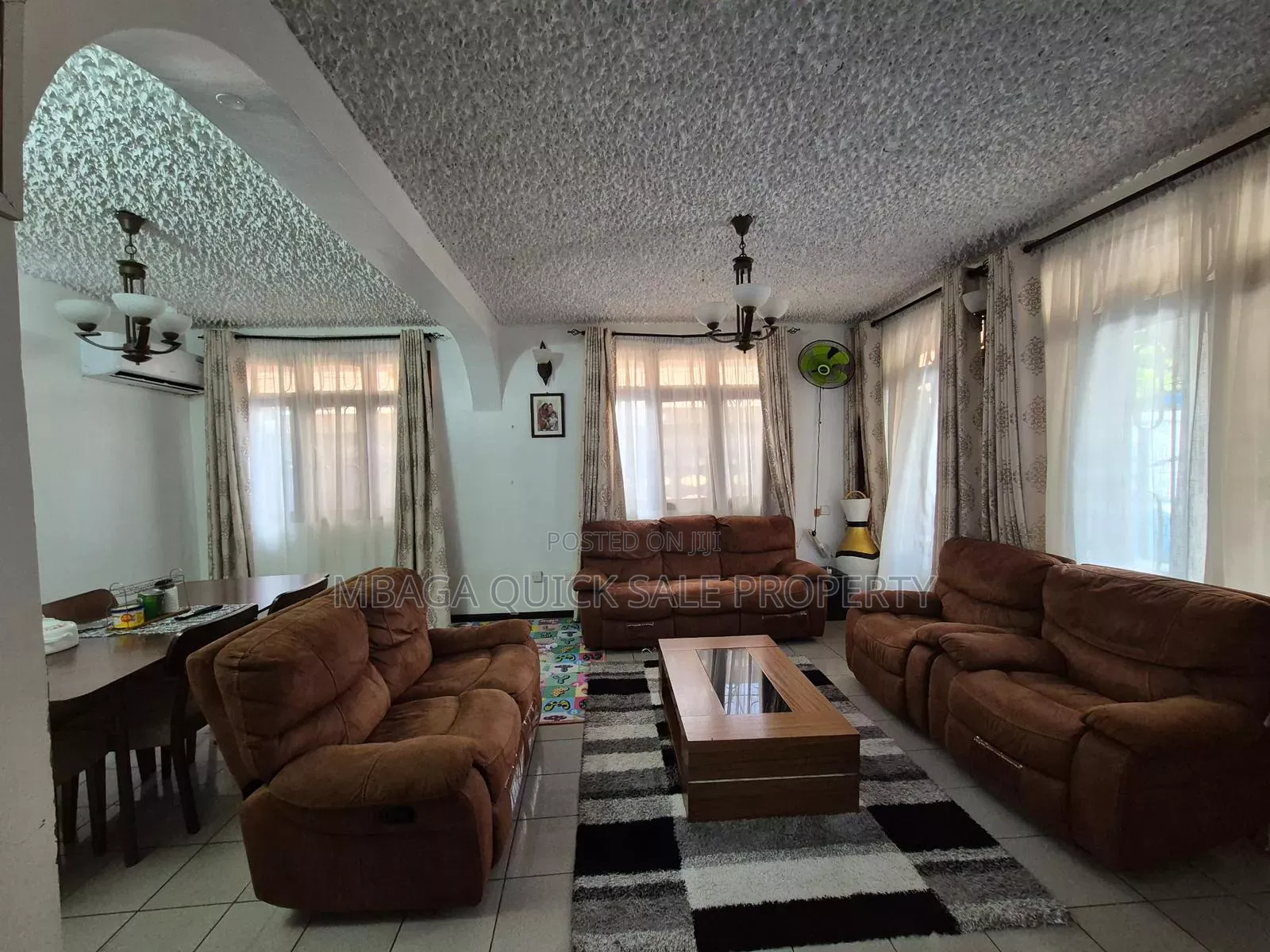 4bdrm House in Mikocheni B for sale in Mikocheni