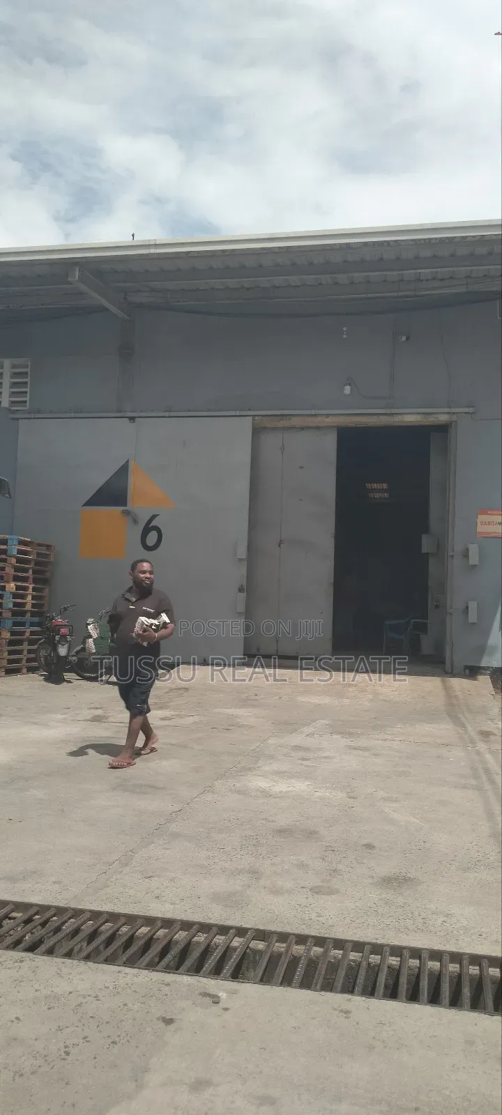 Warehouse for Rent at Chang'ombe Mbozibrd in Chang'ombe