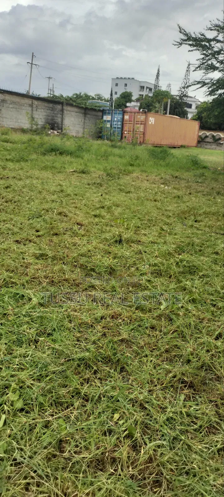 Open Space/Yard for Rent Mikochen A in Kinondoni