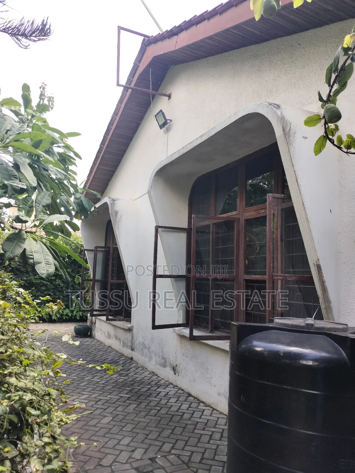 7bdrm House in Kijitonyama for sale in Kijitonyama