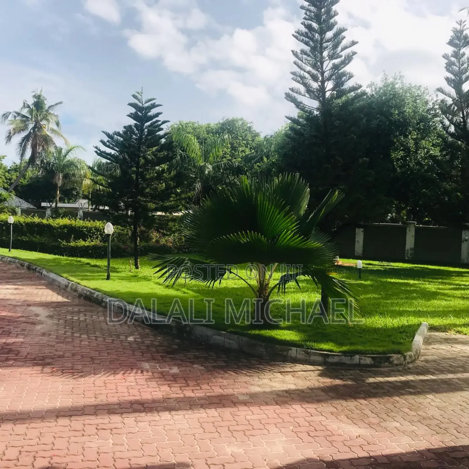 5bdrm House in Msasani Beach for rent in Msasani