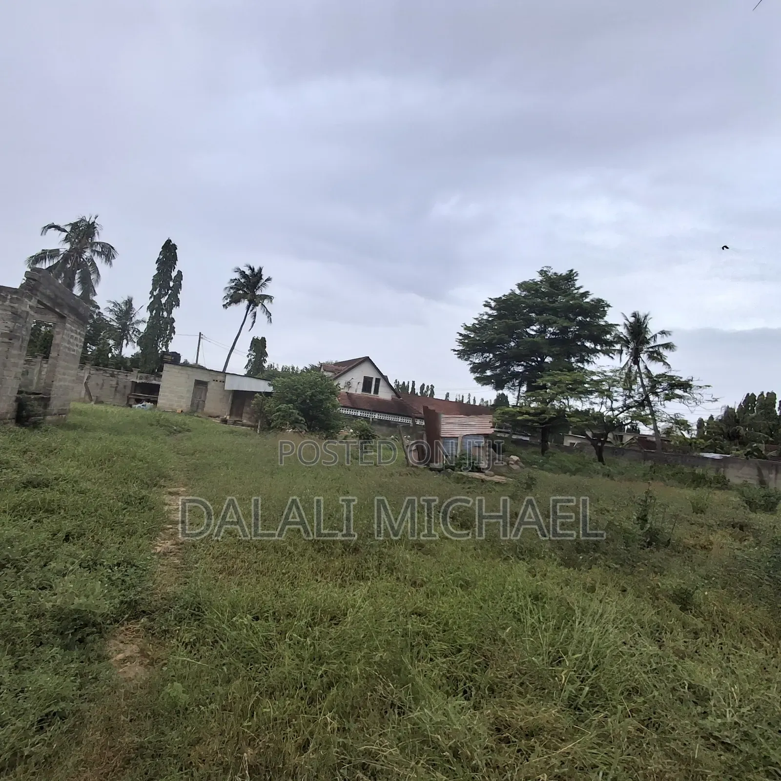 Plot for Sale Bahari Beach!.! in Kunduchi