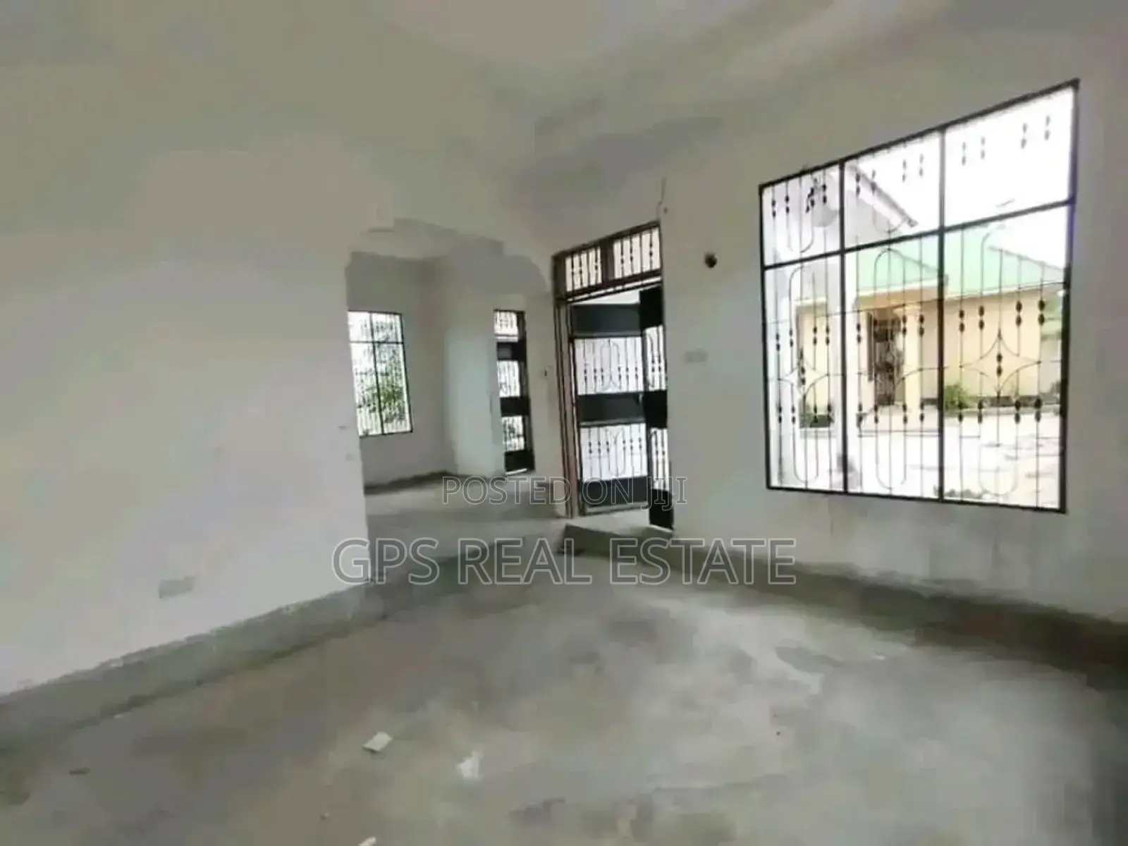7bdrm Apartment in Gongo La Mboto, Ilala for sale in Ilala