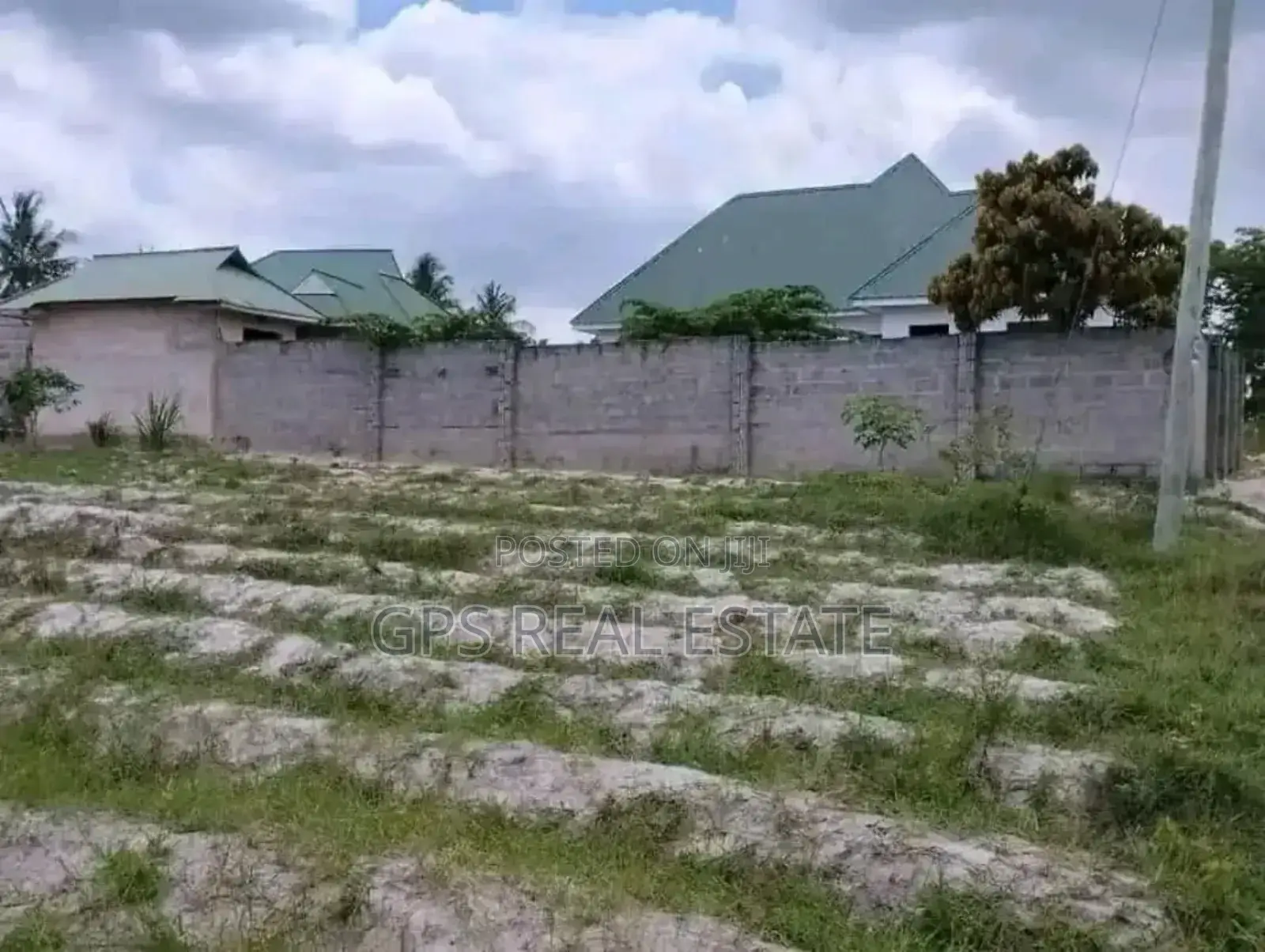 7bdrm Apartment in Gongo La Mboto, Ilala for sale in Ilala