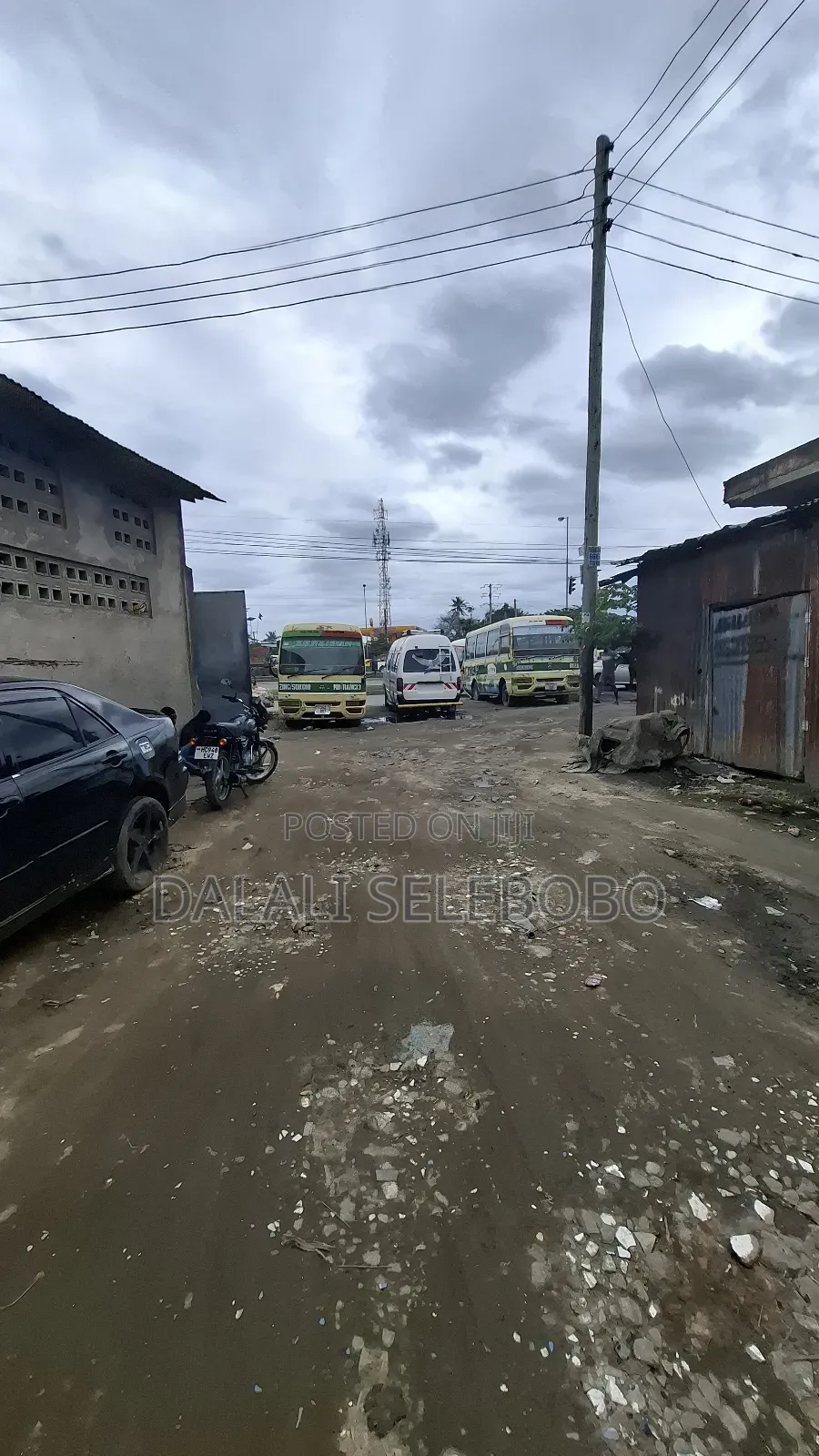 Plot 4 Investment Office or Ware House% We Look Main Road in Kinondoni