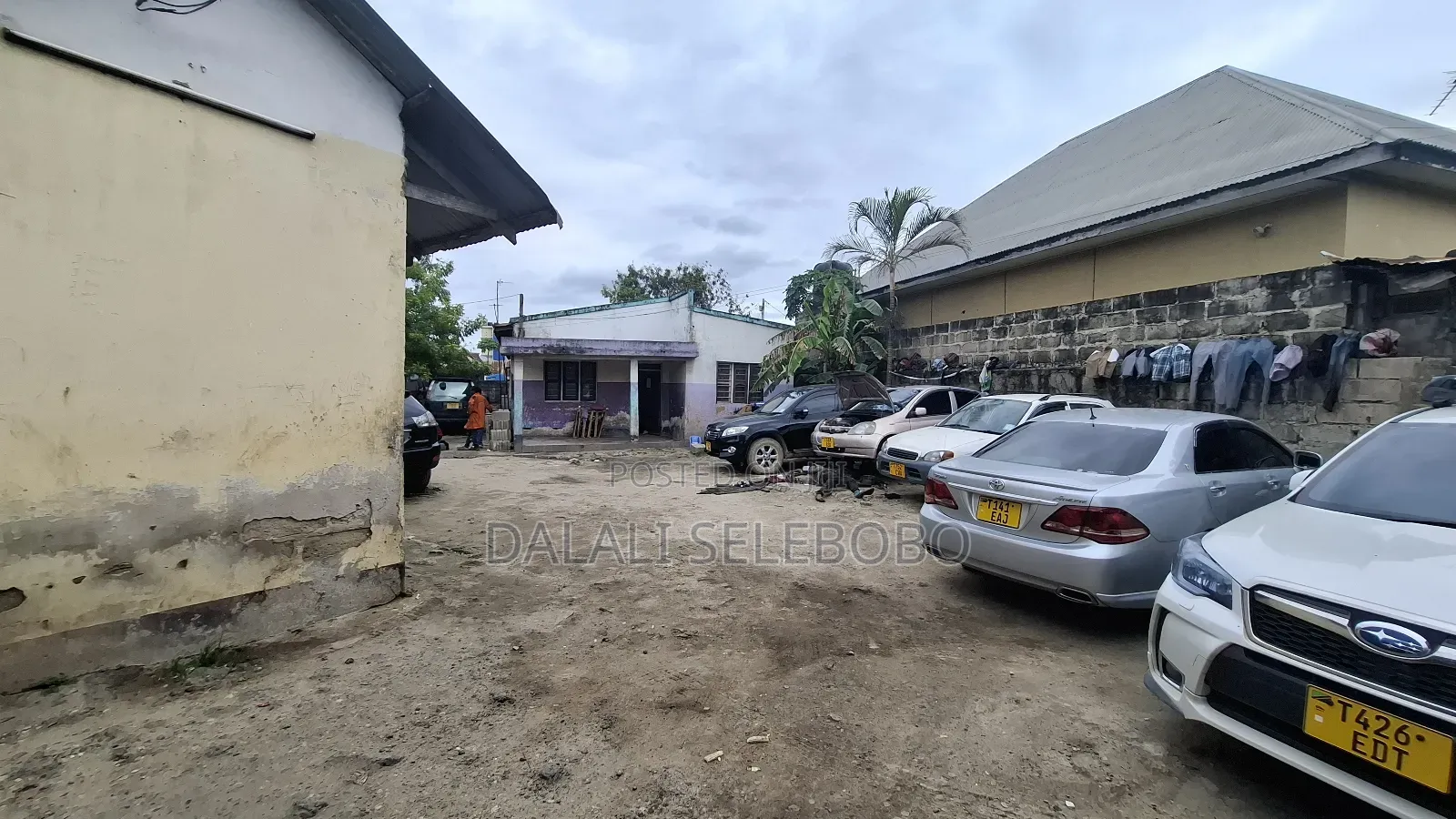 Plot 4 Investment Office or Ware House% We Look Main Road in Kinondoni