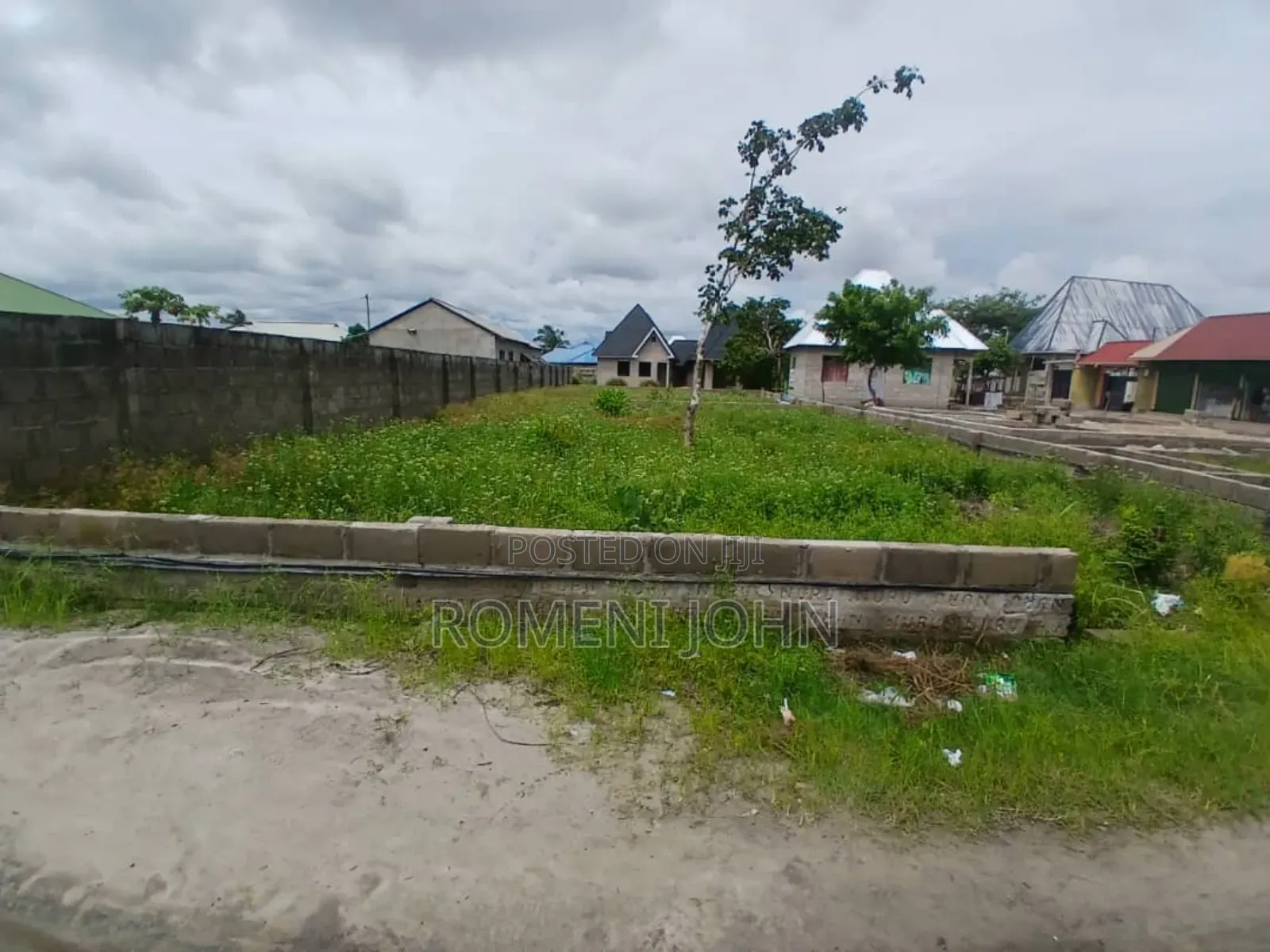 Kiwanja Mita 30 Kwa 15 Kinauzwa Milion 11 Ukonga Bombambili. in Ilala
