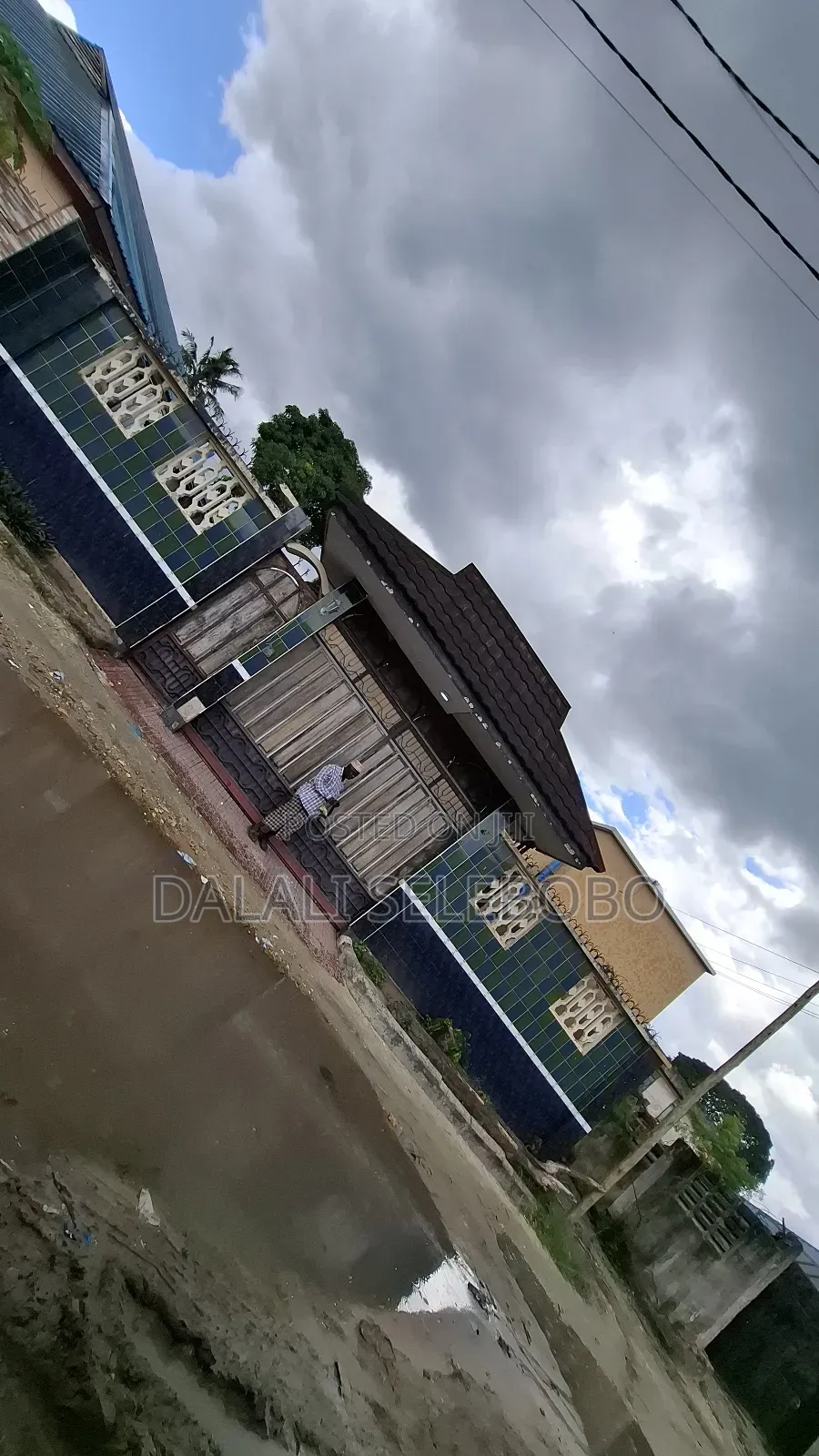 Furnished 5bdrm Bungalow in Sinza Low School for sale in Sinza