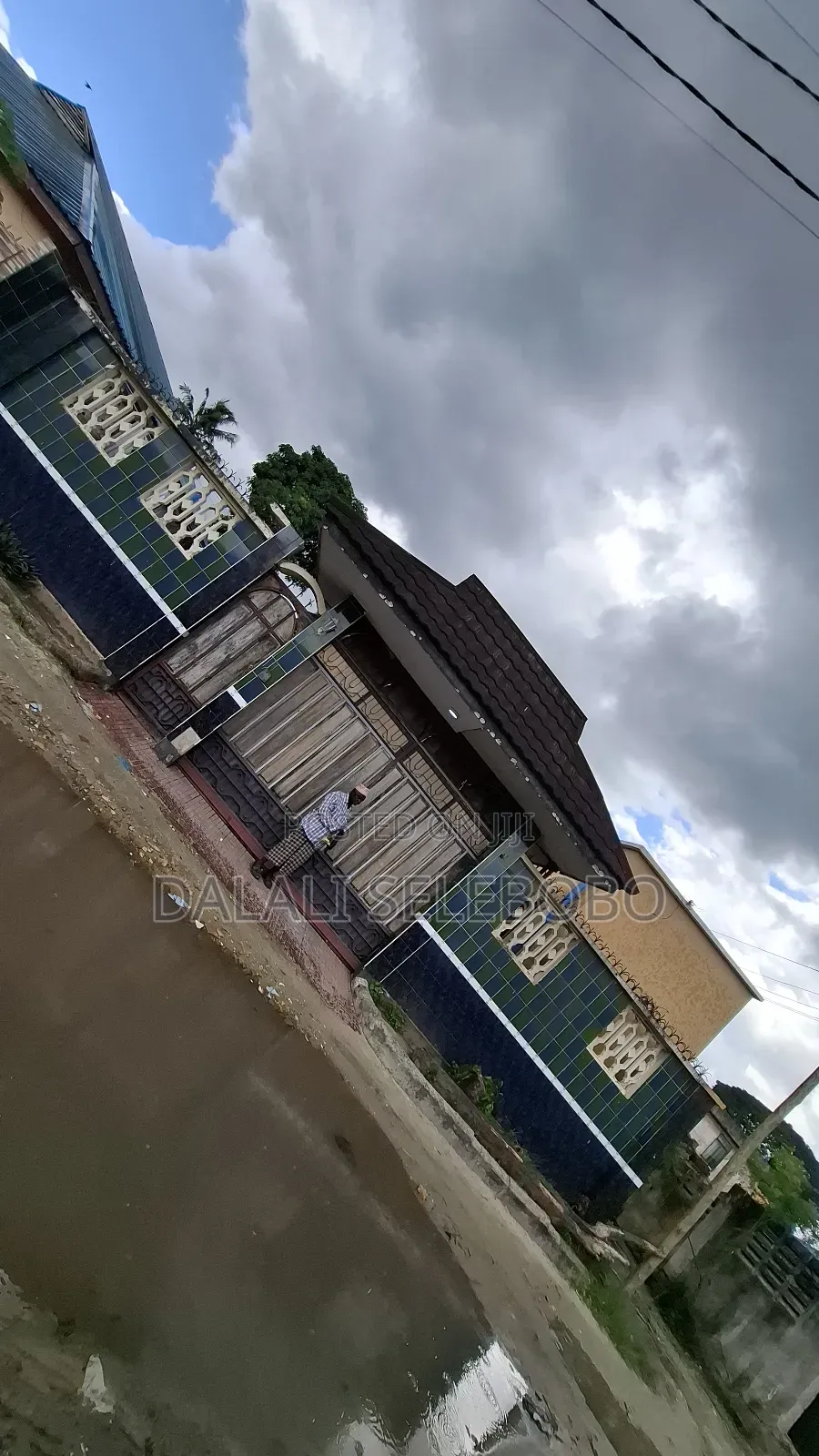 Furnished 5bdrm Bungalow in Sinza Low School for sale in Sinza