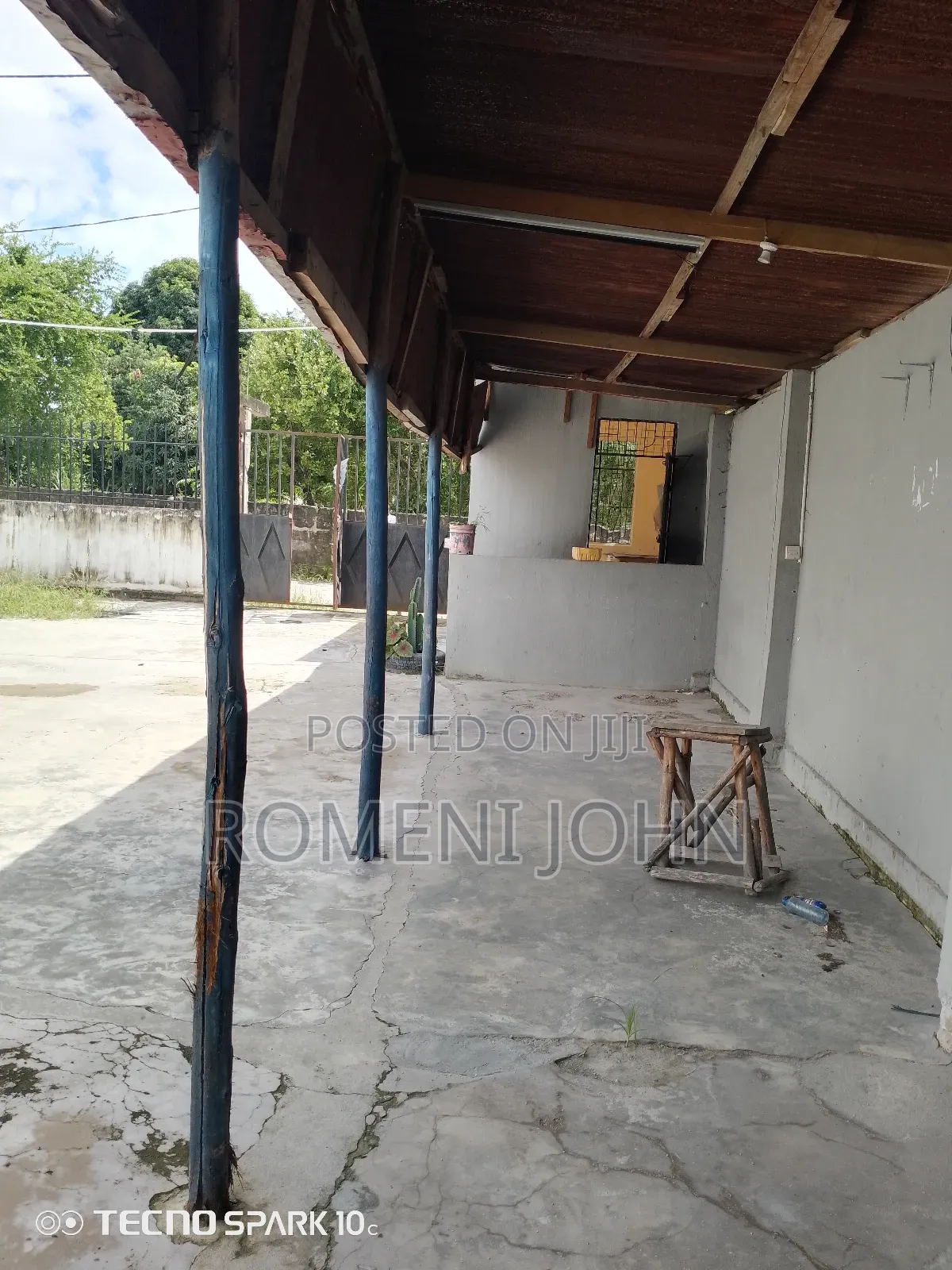 Gesti, Bar Na Ukumbi Inapangishwa Milion Moja Kapungu. in Ilala
