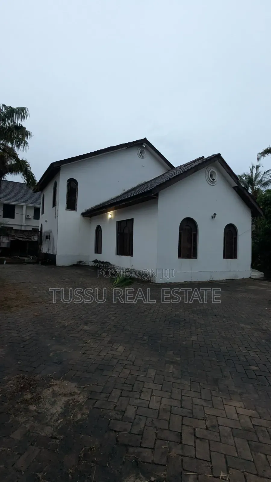 4bdrm House in Mbezibeach Oasis for sale in Mbezi Beach
