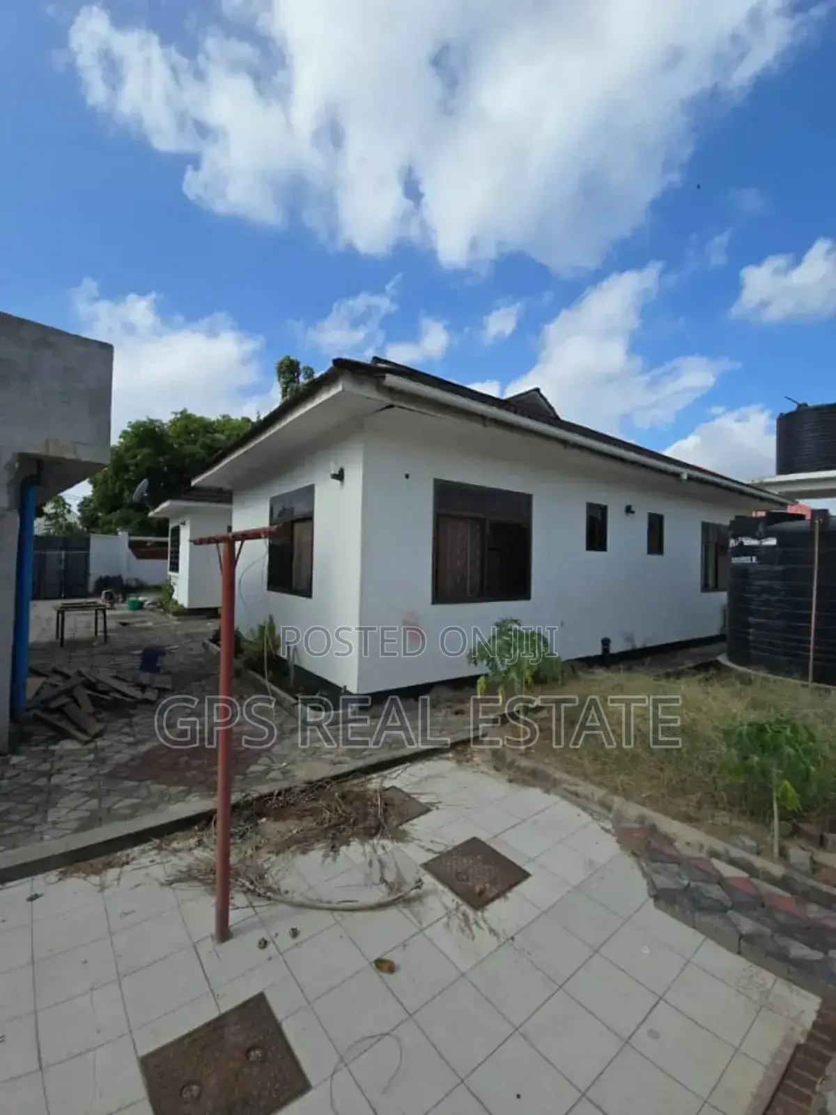 4bdrm House in Kinyerez Zimbili, Kinondoni for sale in Kinondoni